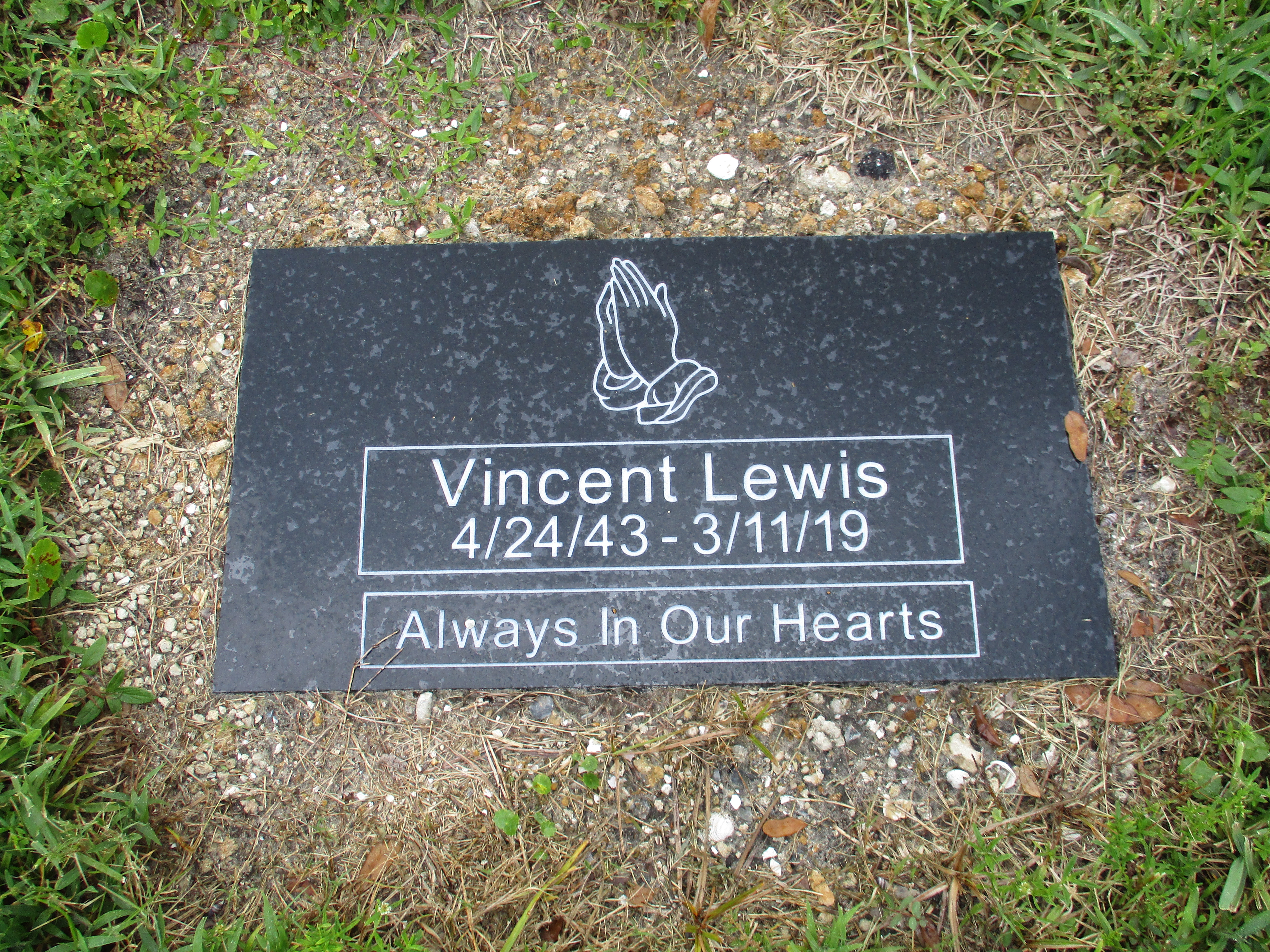Vincent Lewis