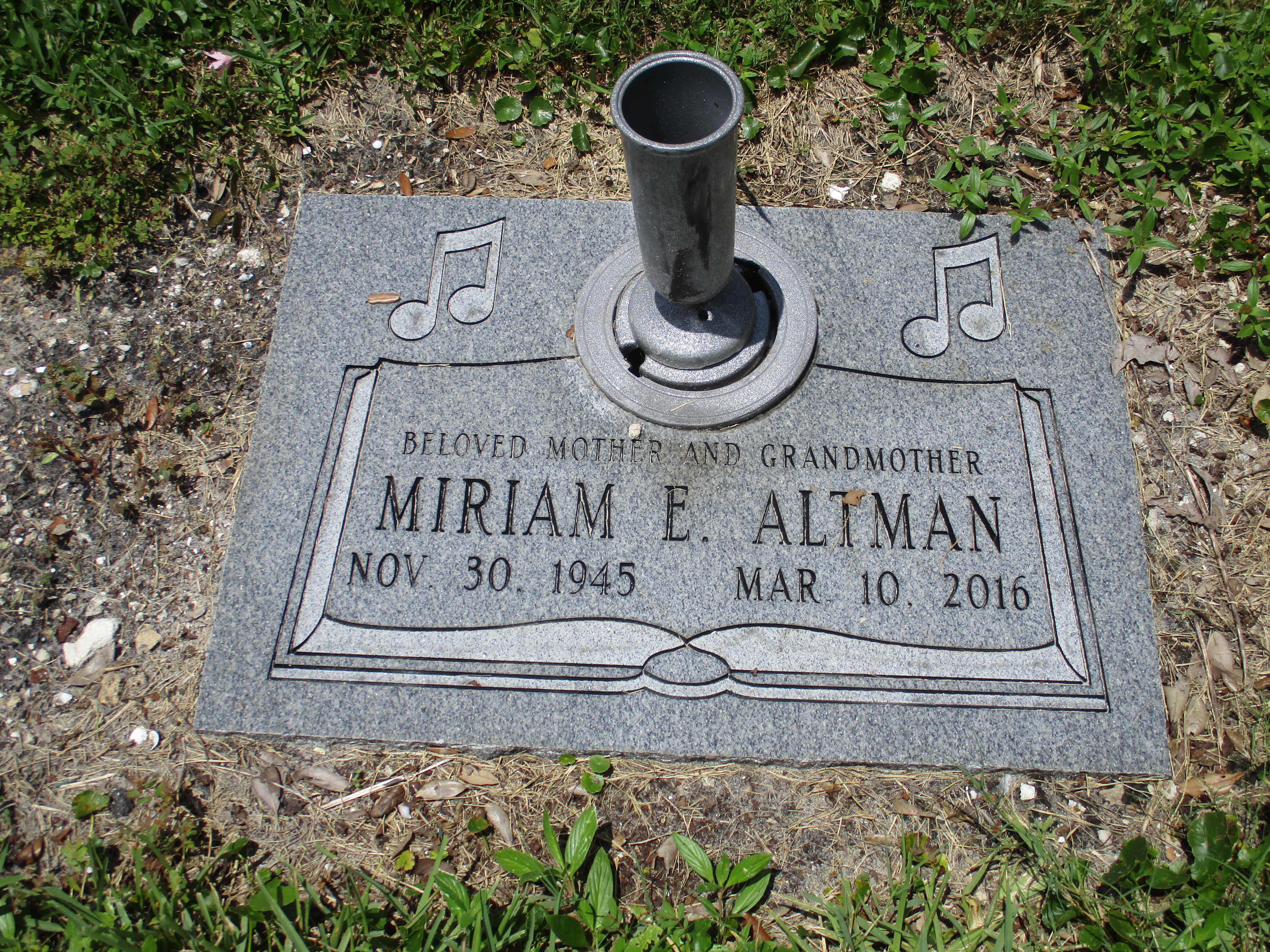 Miriam E Altman