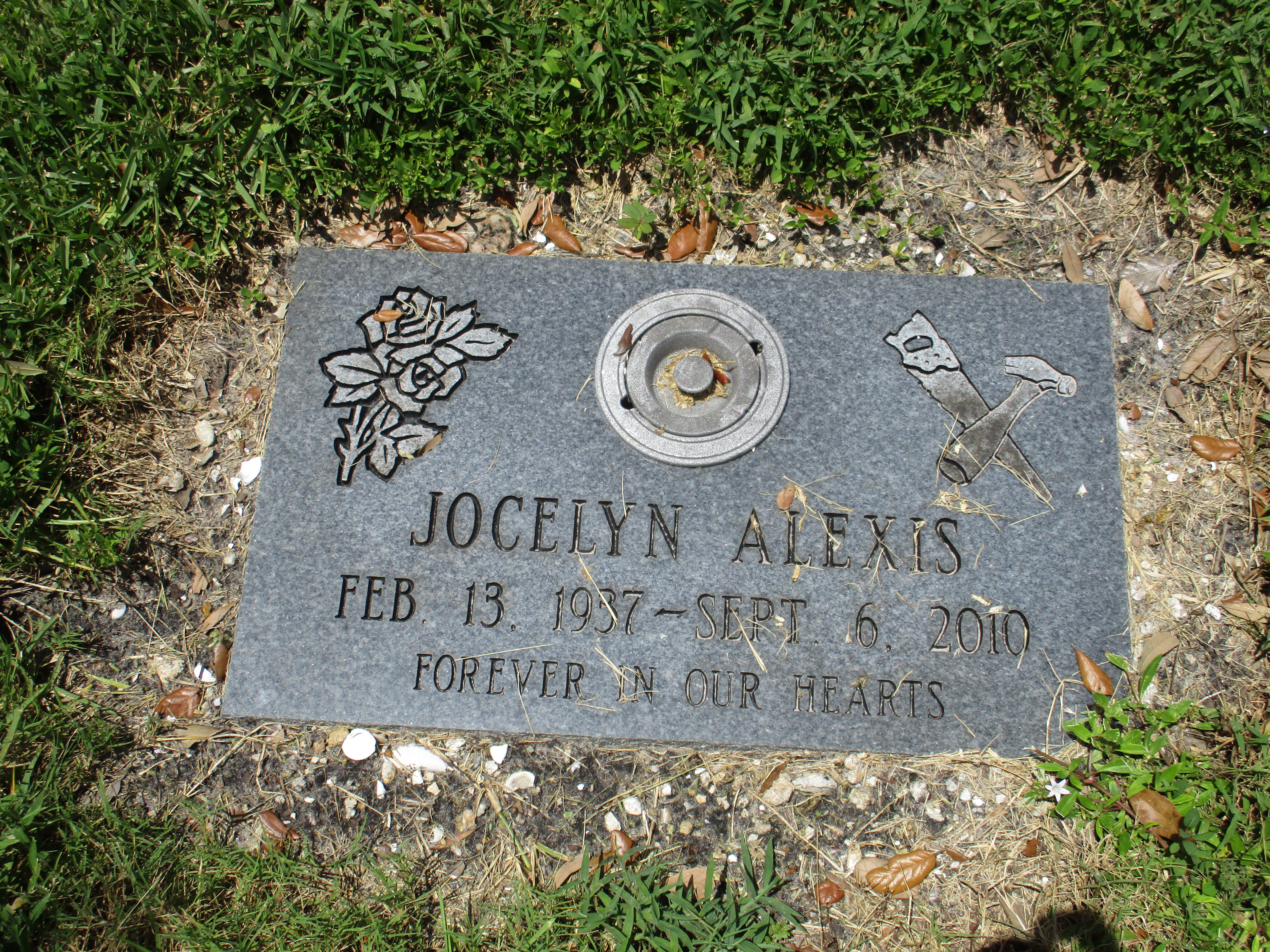 Jocelyn Alexis