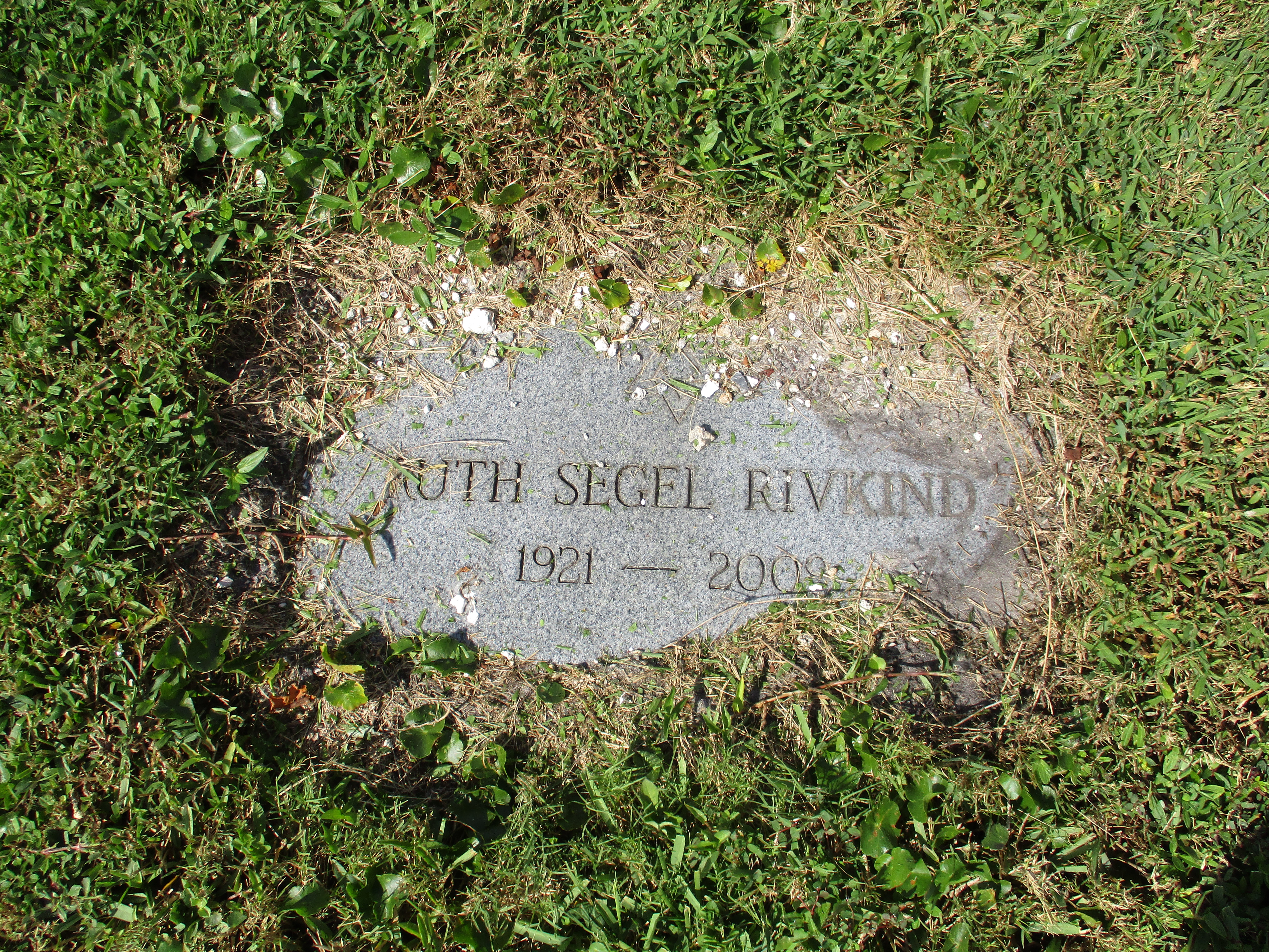 Ruth Segel Rivkind