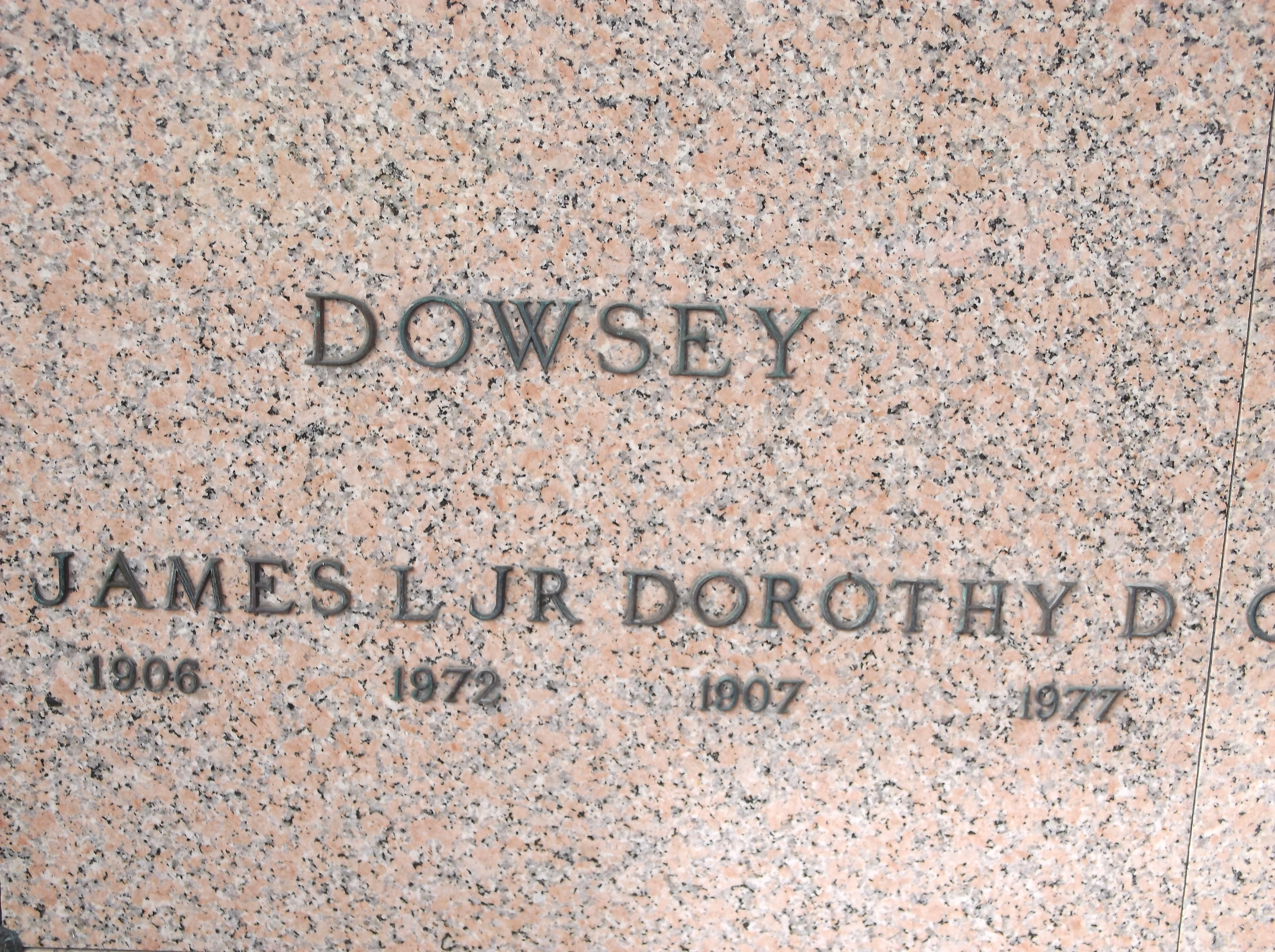 James L Dowsey, Jr