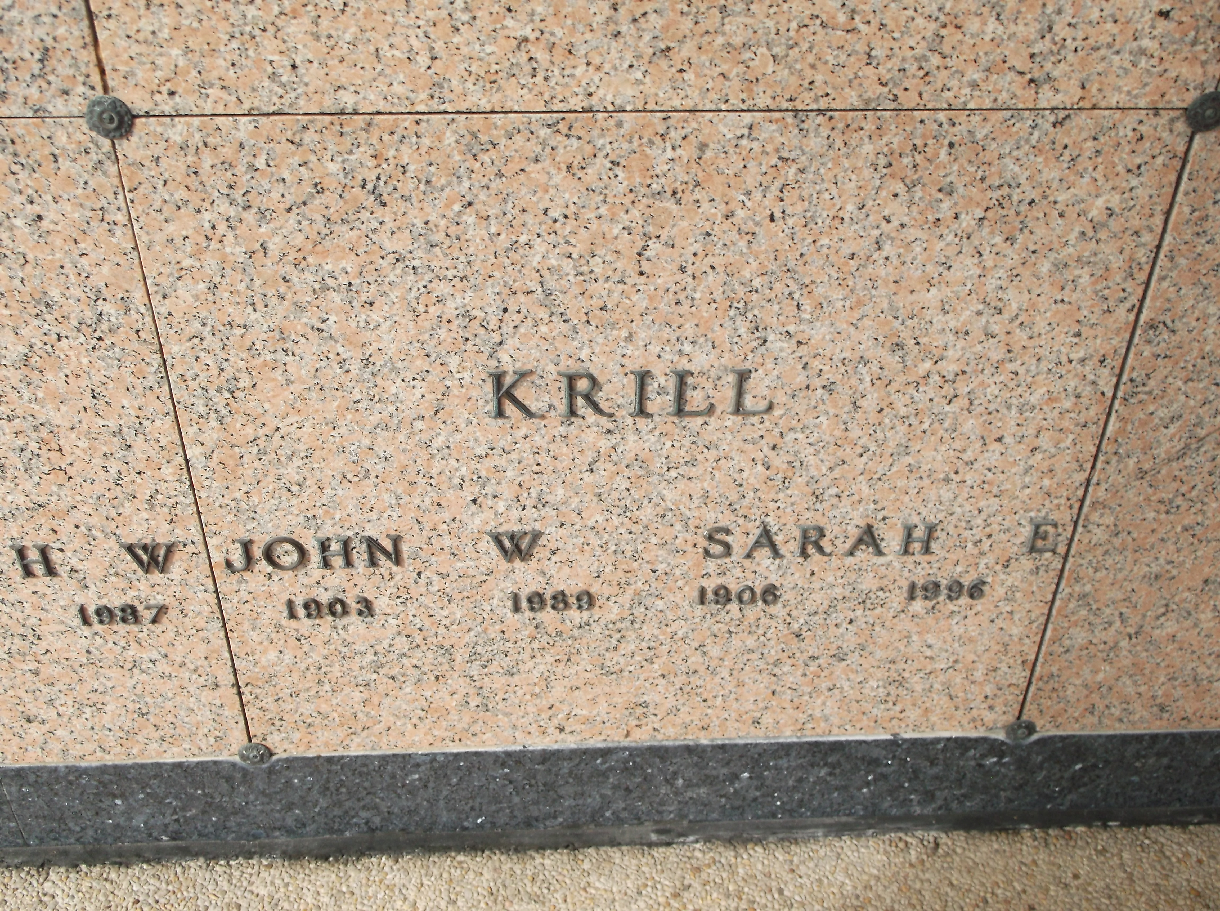 Sarah E Krill