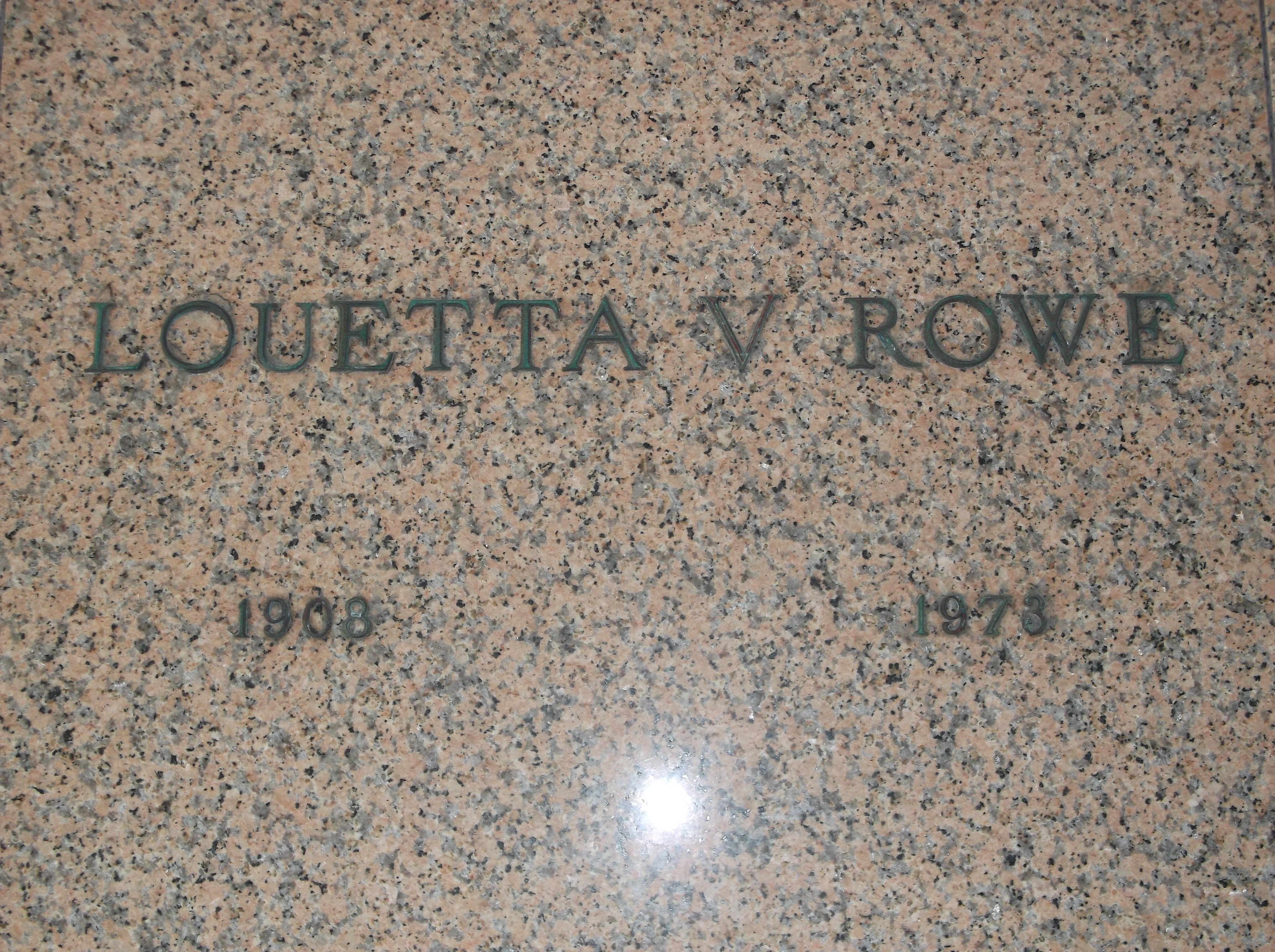 Louetta V Rowe