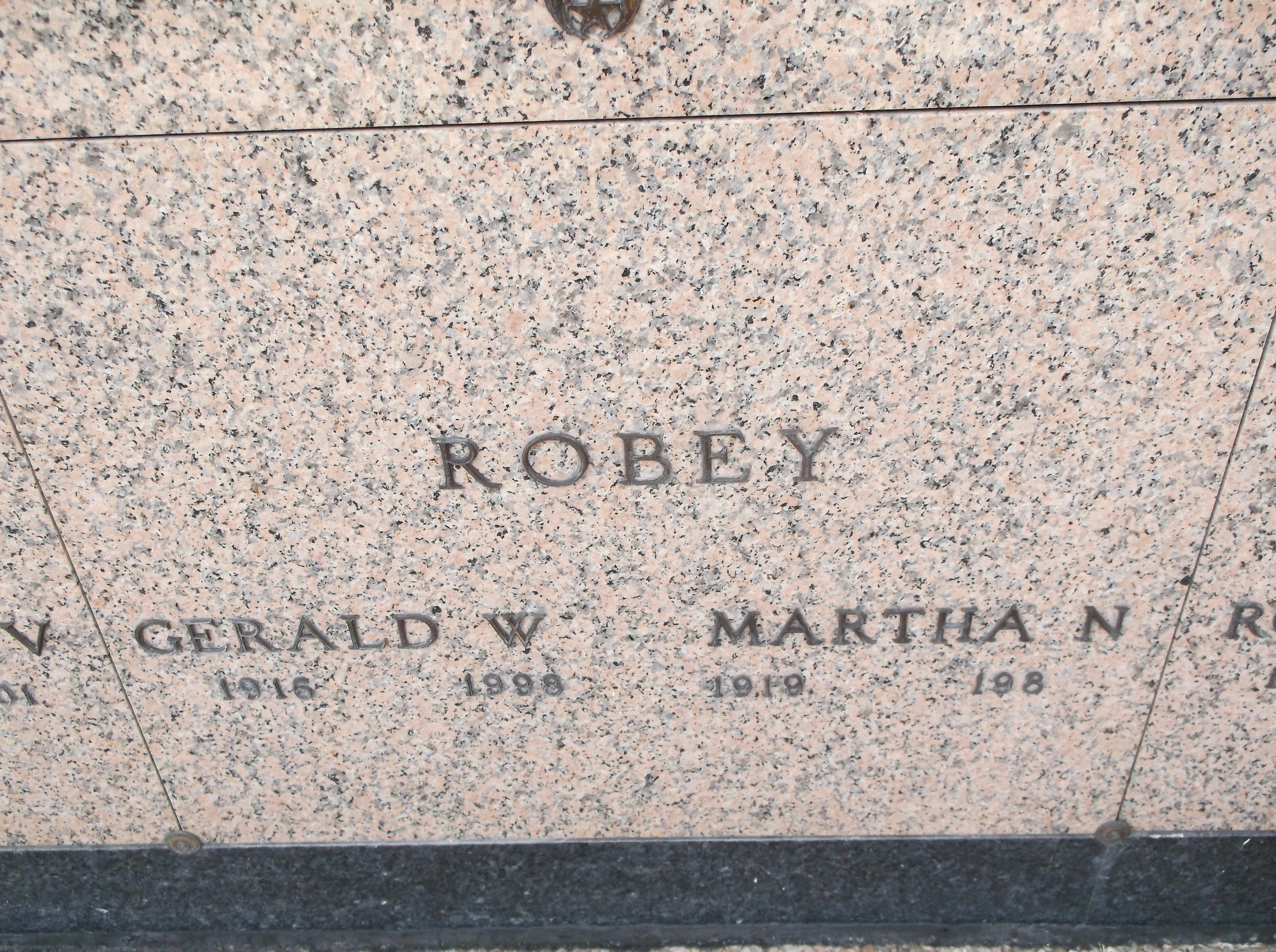 Martha N Robey