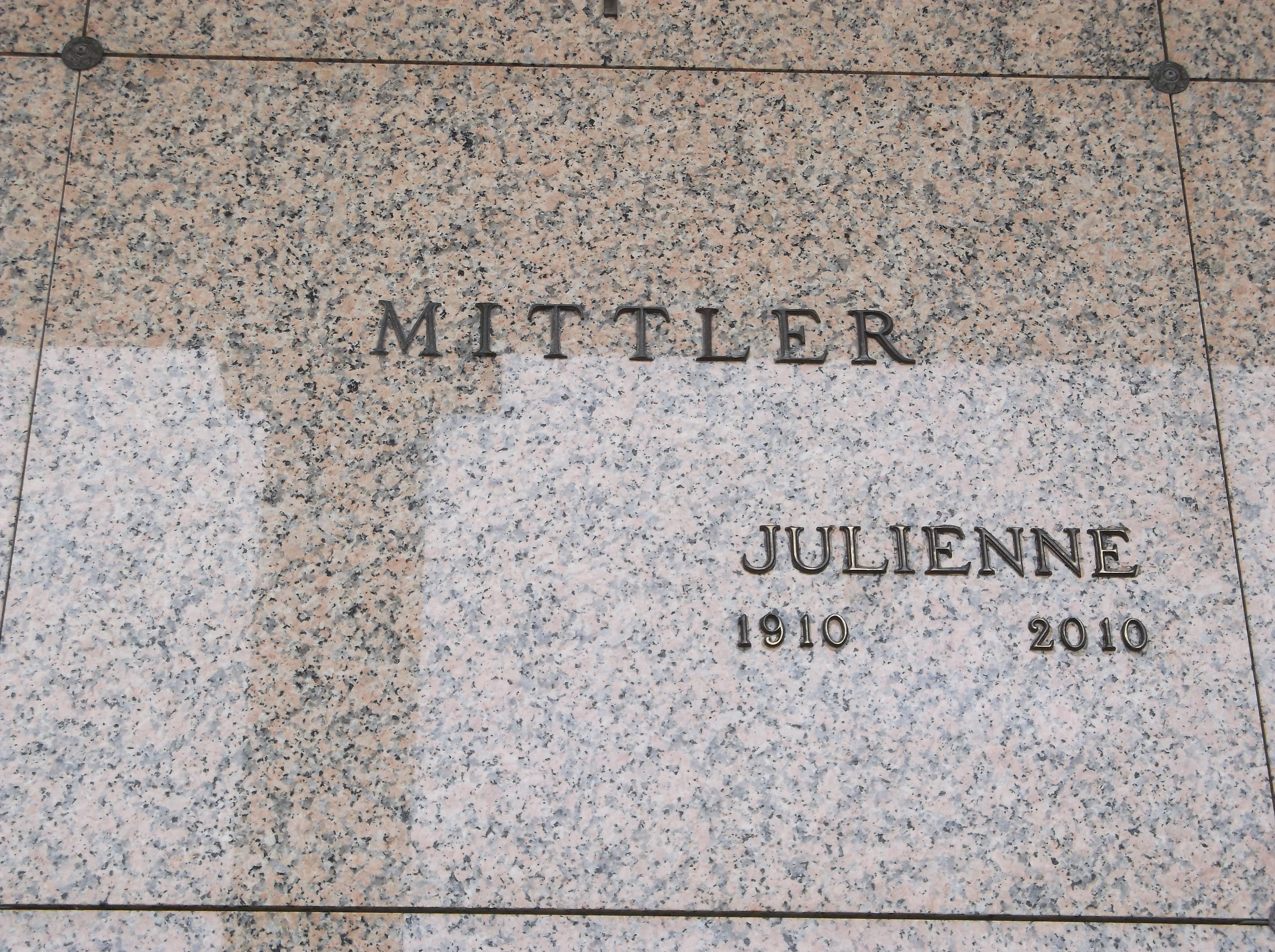 Julienne Mittler