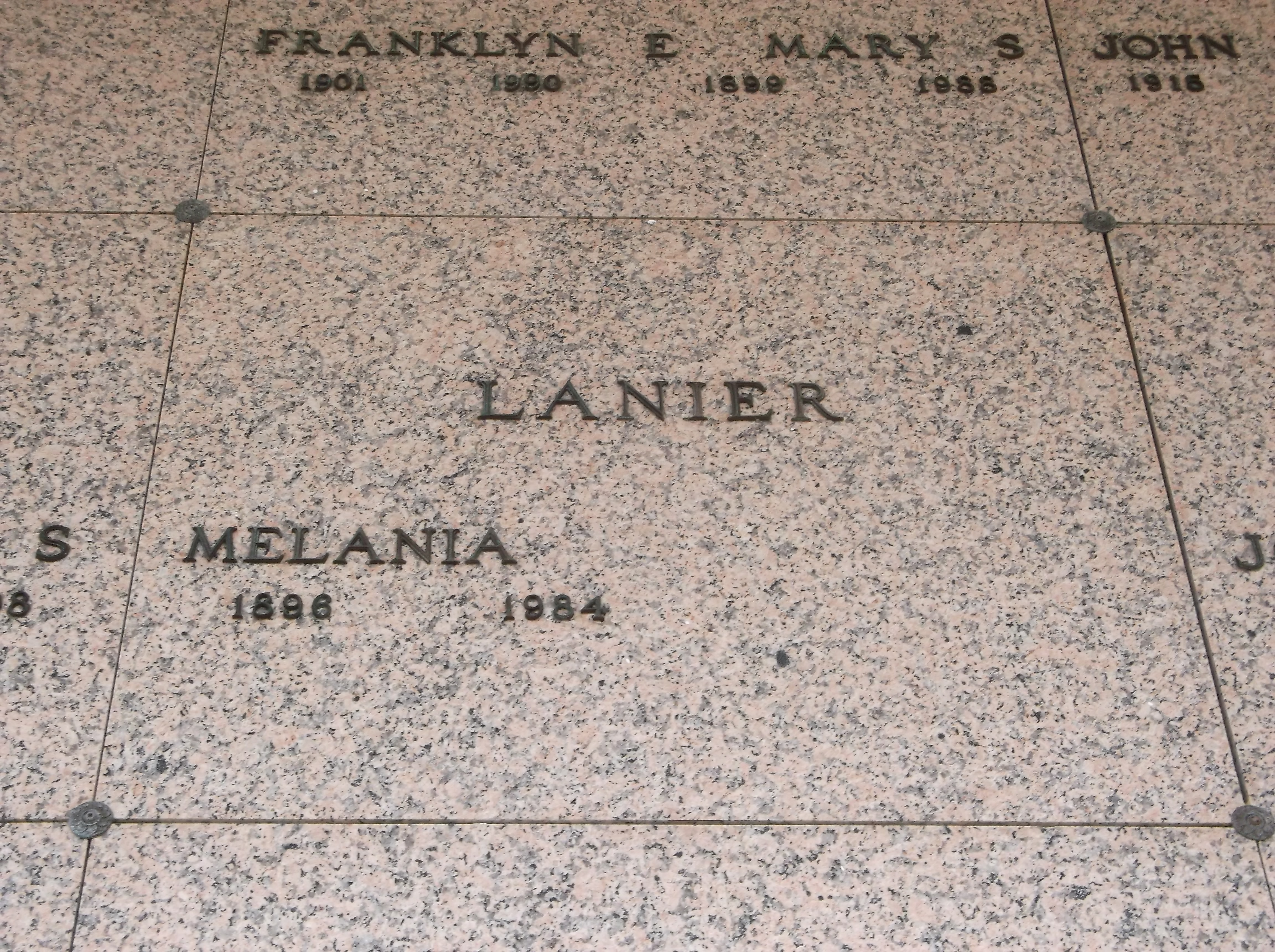 Melania Lanier