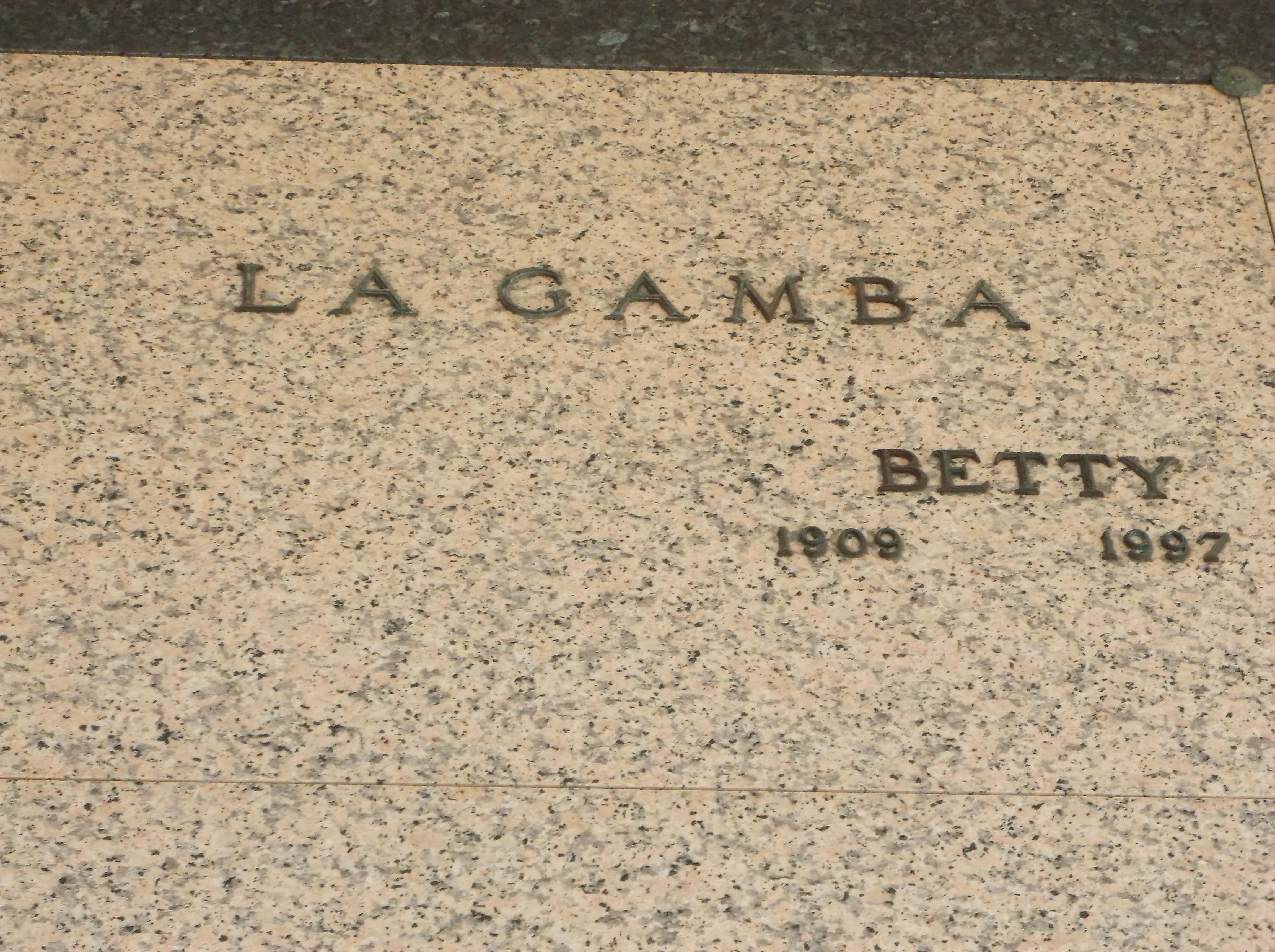 Betty La Gamba