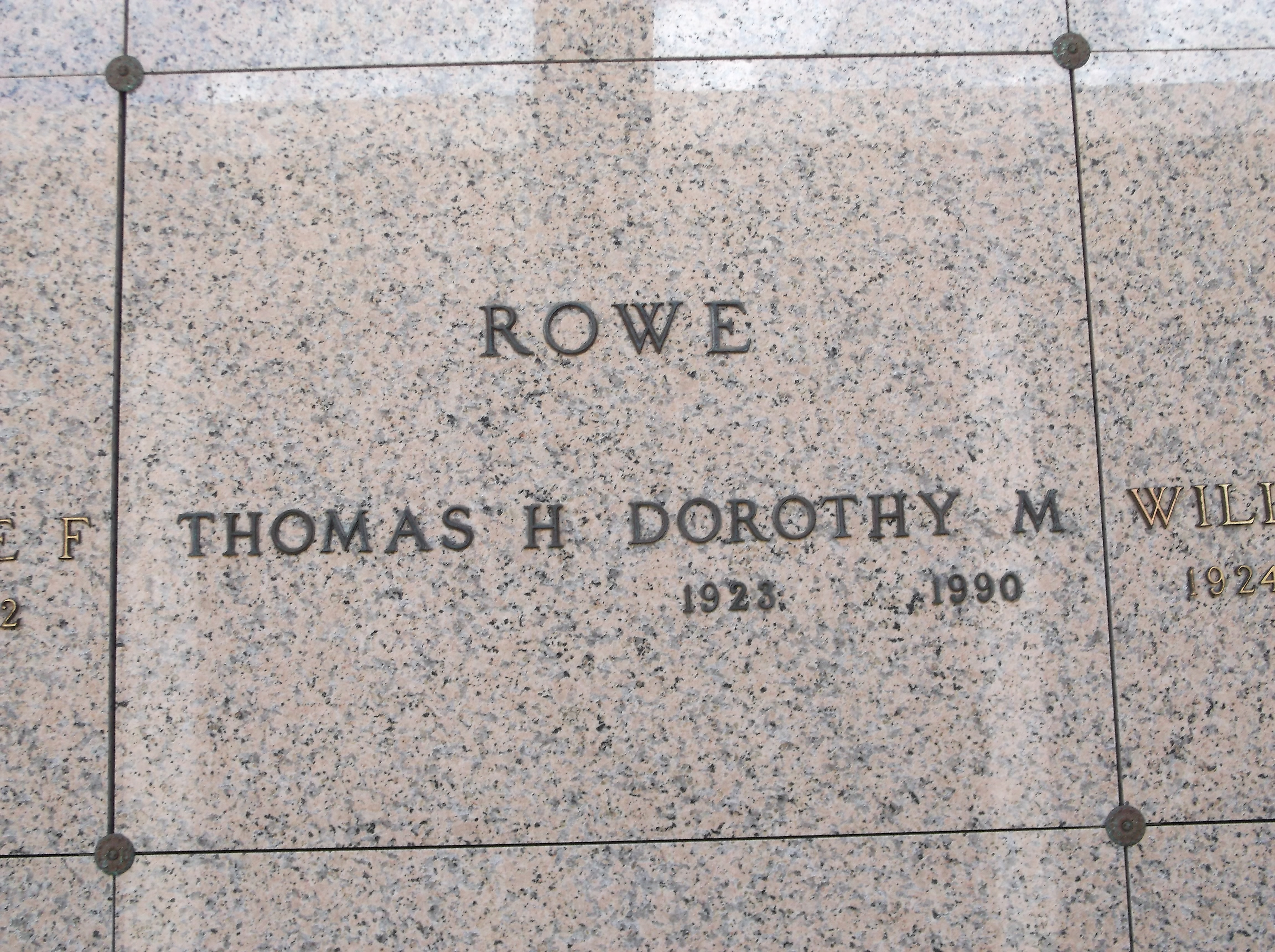 Dorothy M Rowe
