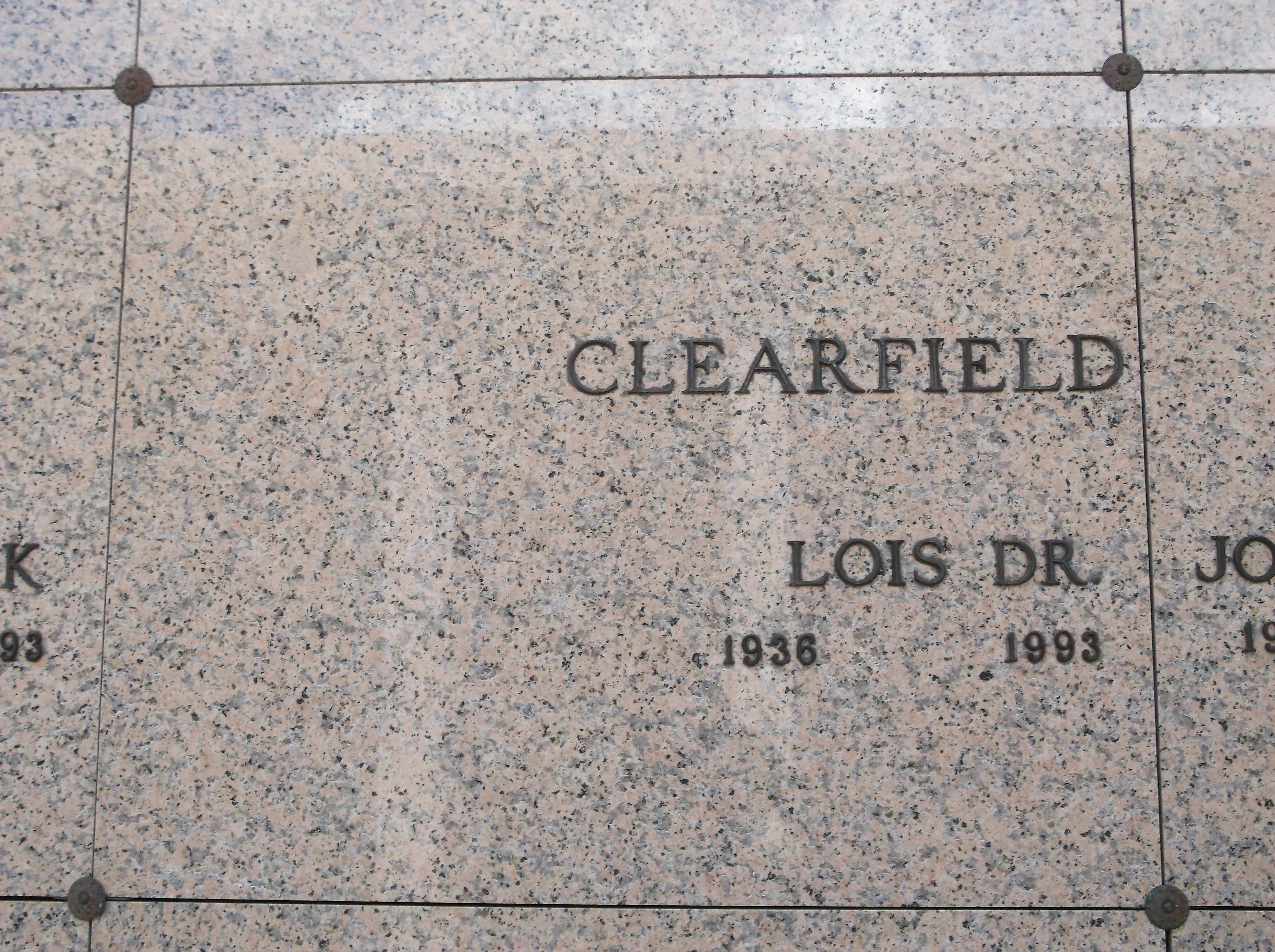 Dr Lois Clearfield
