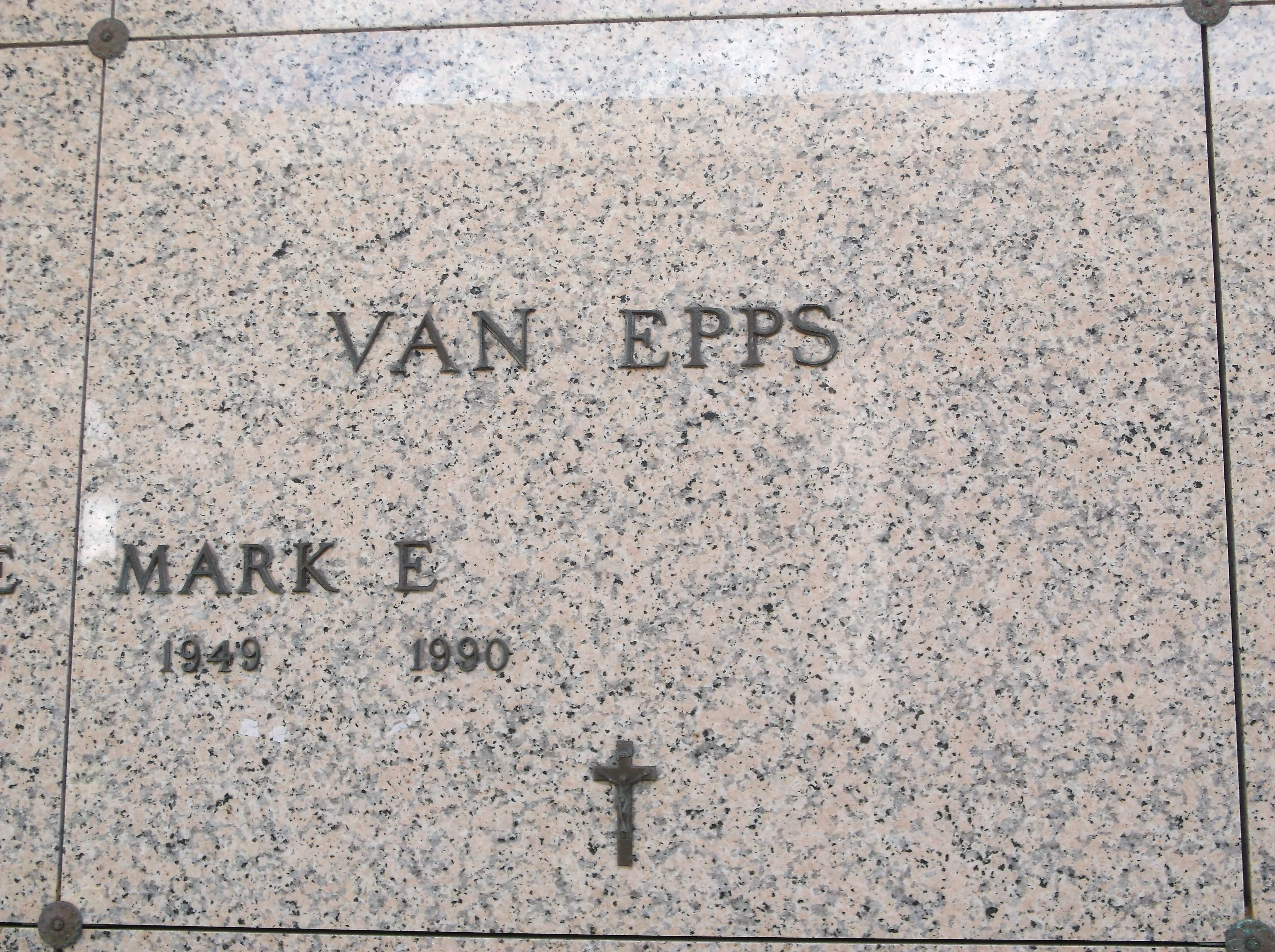 Mark E Van Epps