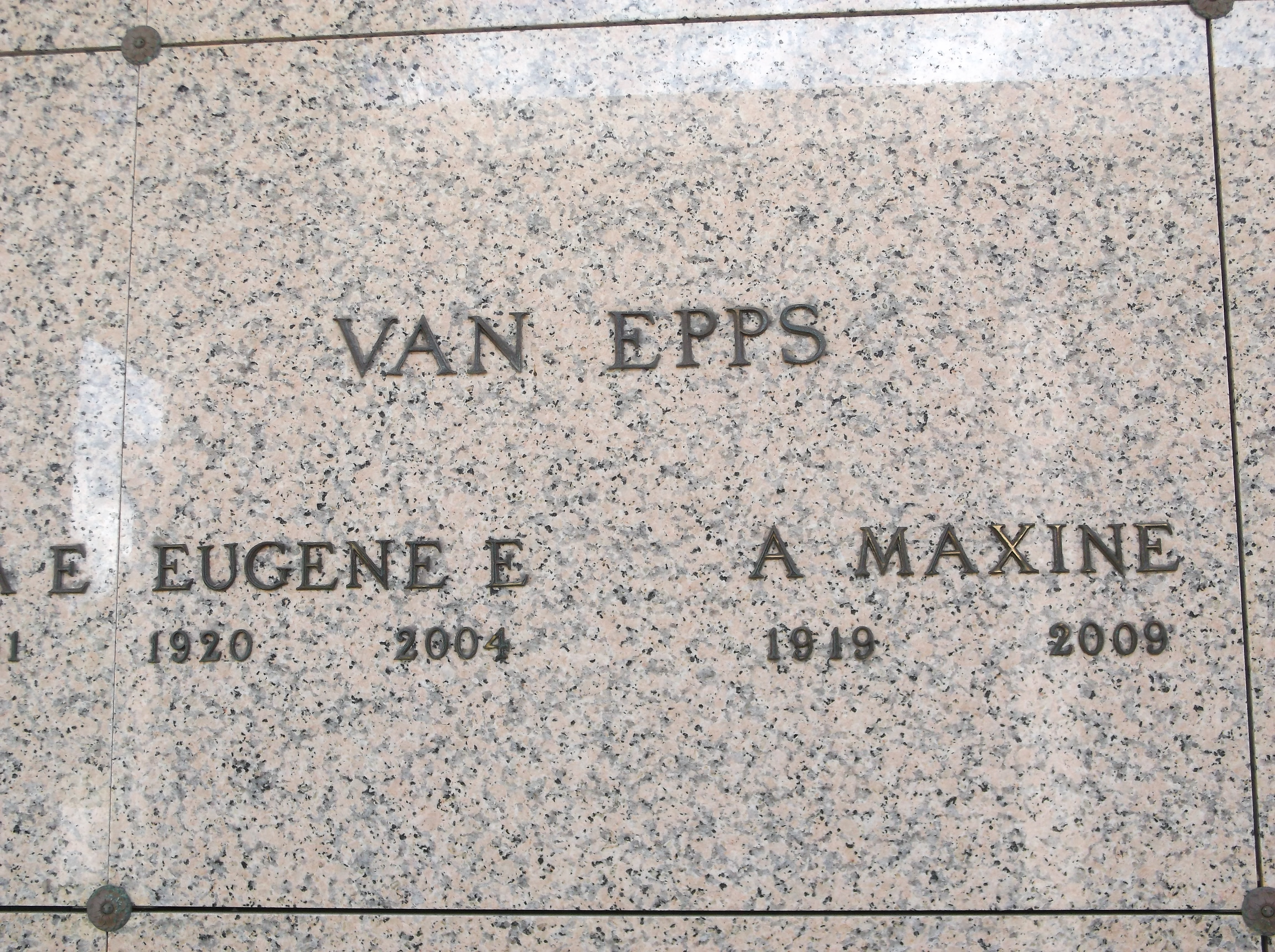 A Maxine Van Epps