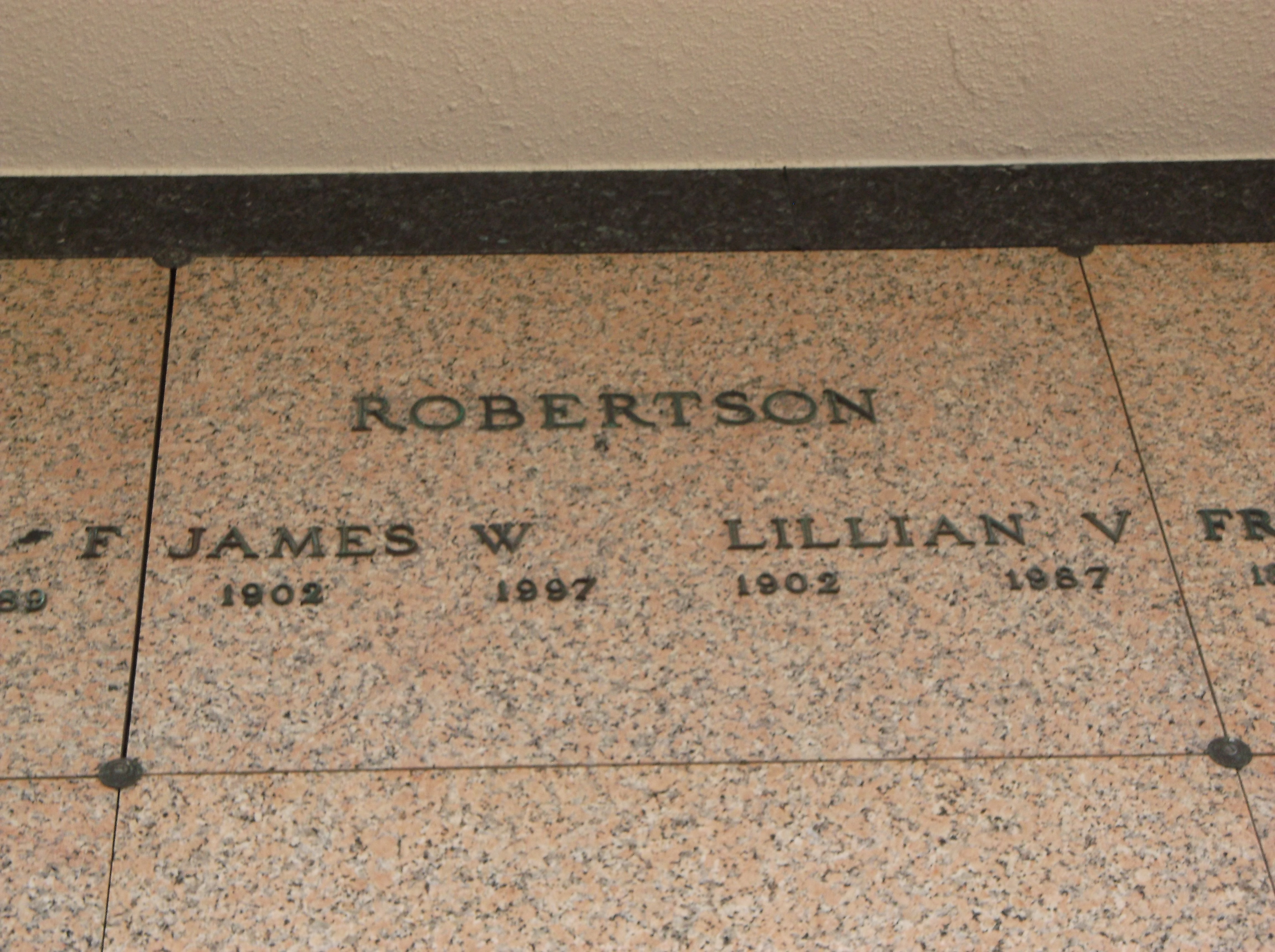 Lillian V Robertson