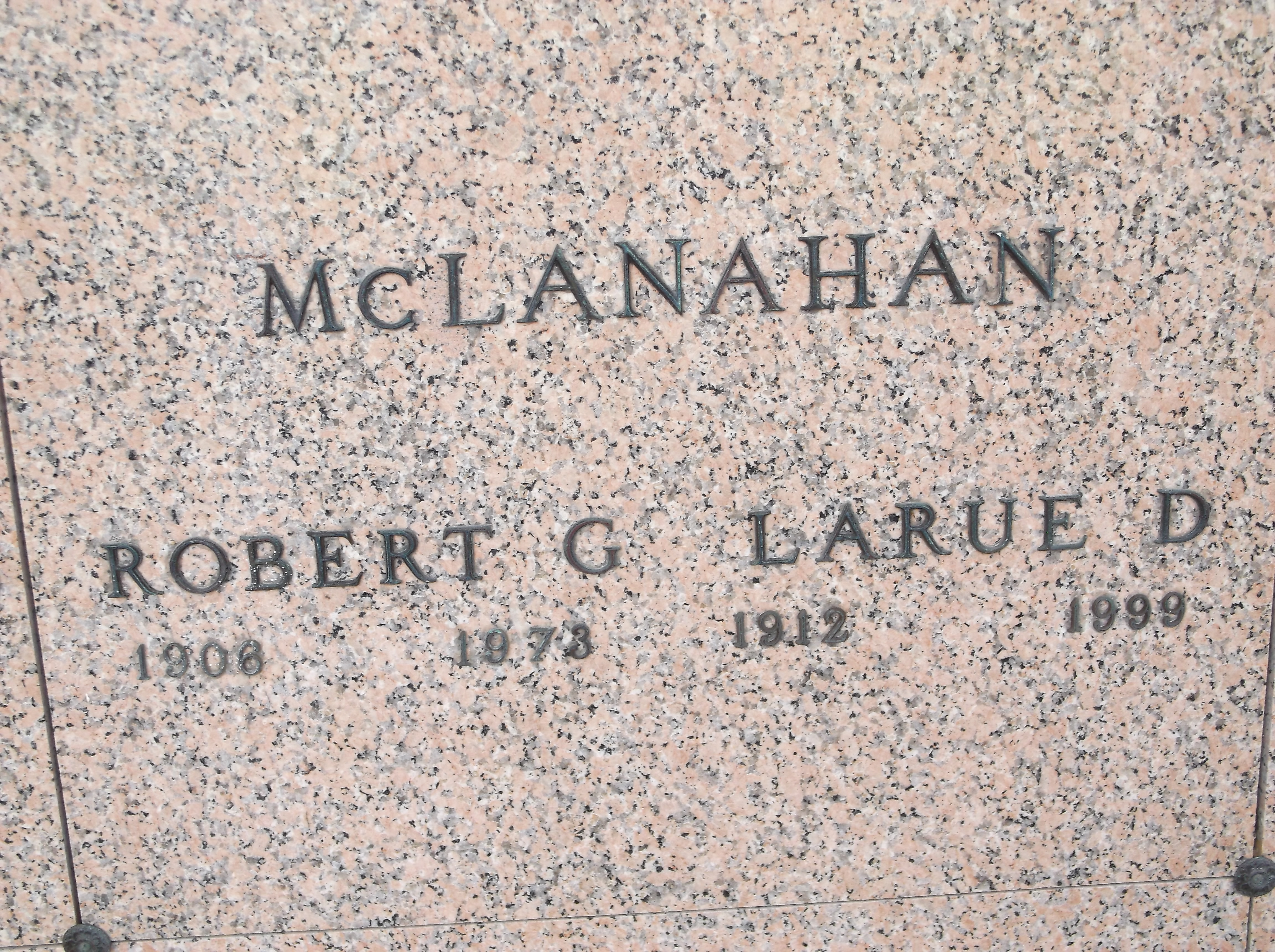 Robert G McLanahan