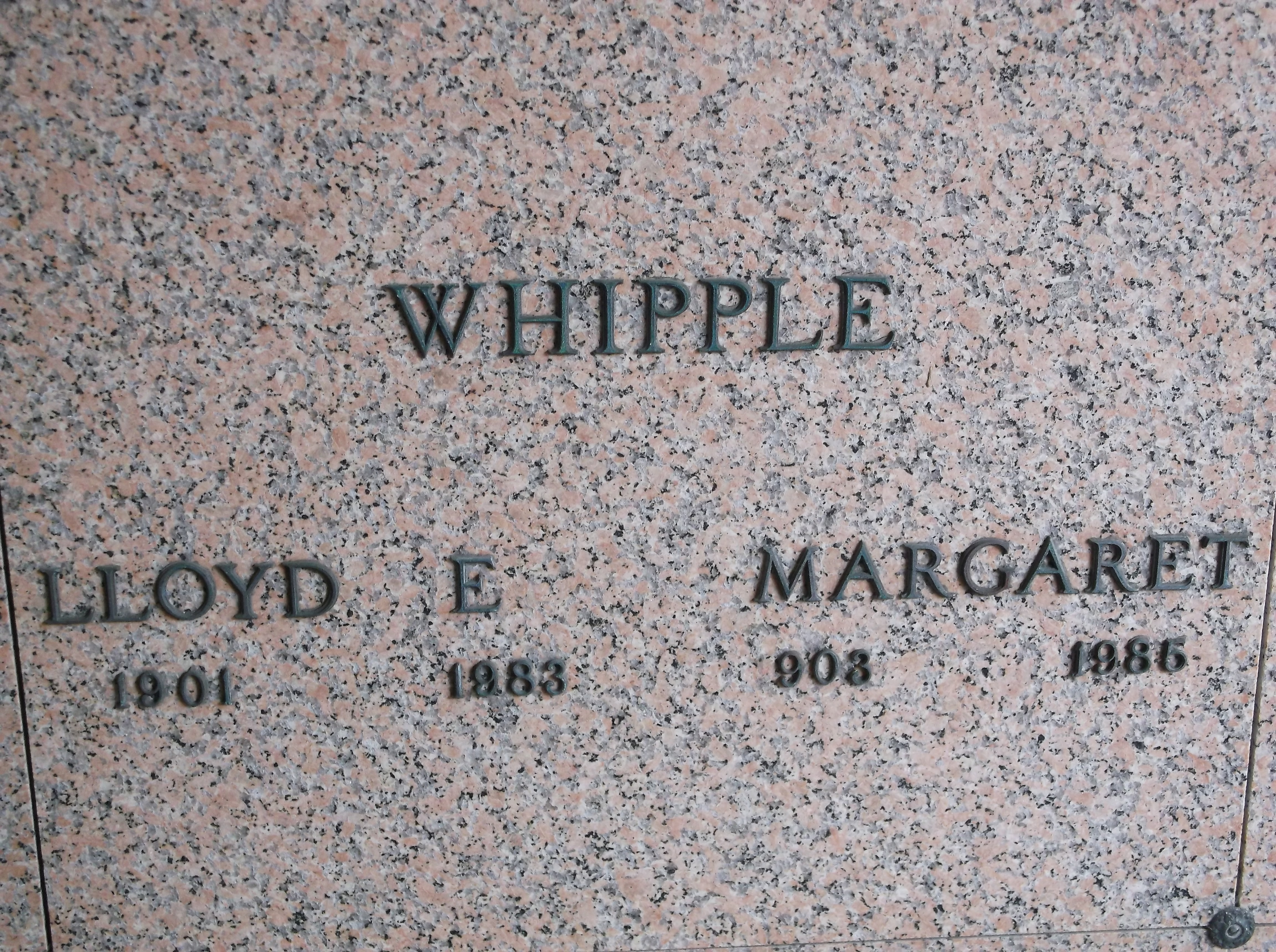 Lloyd E Whipple