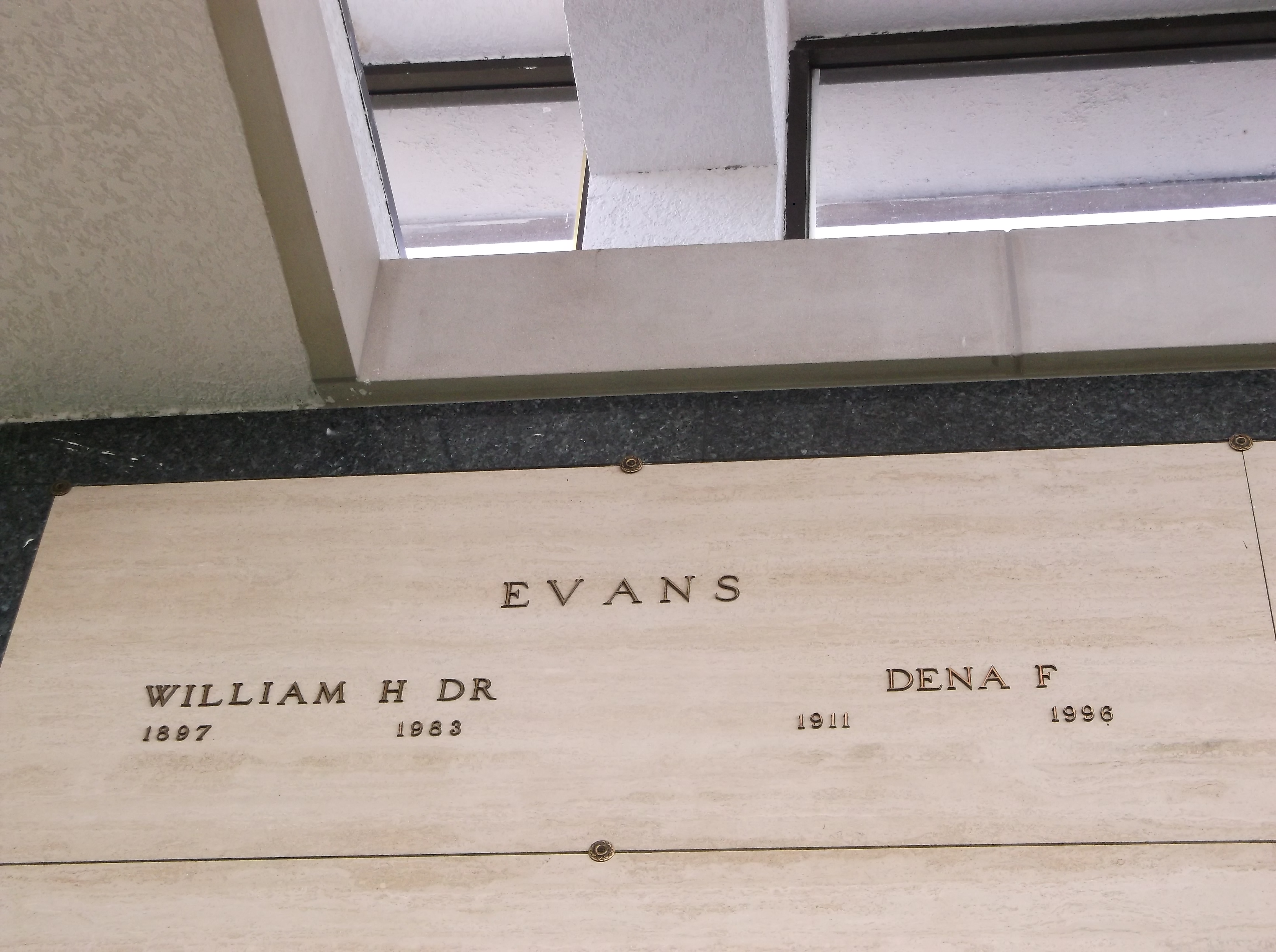 Dr William H Evans