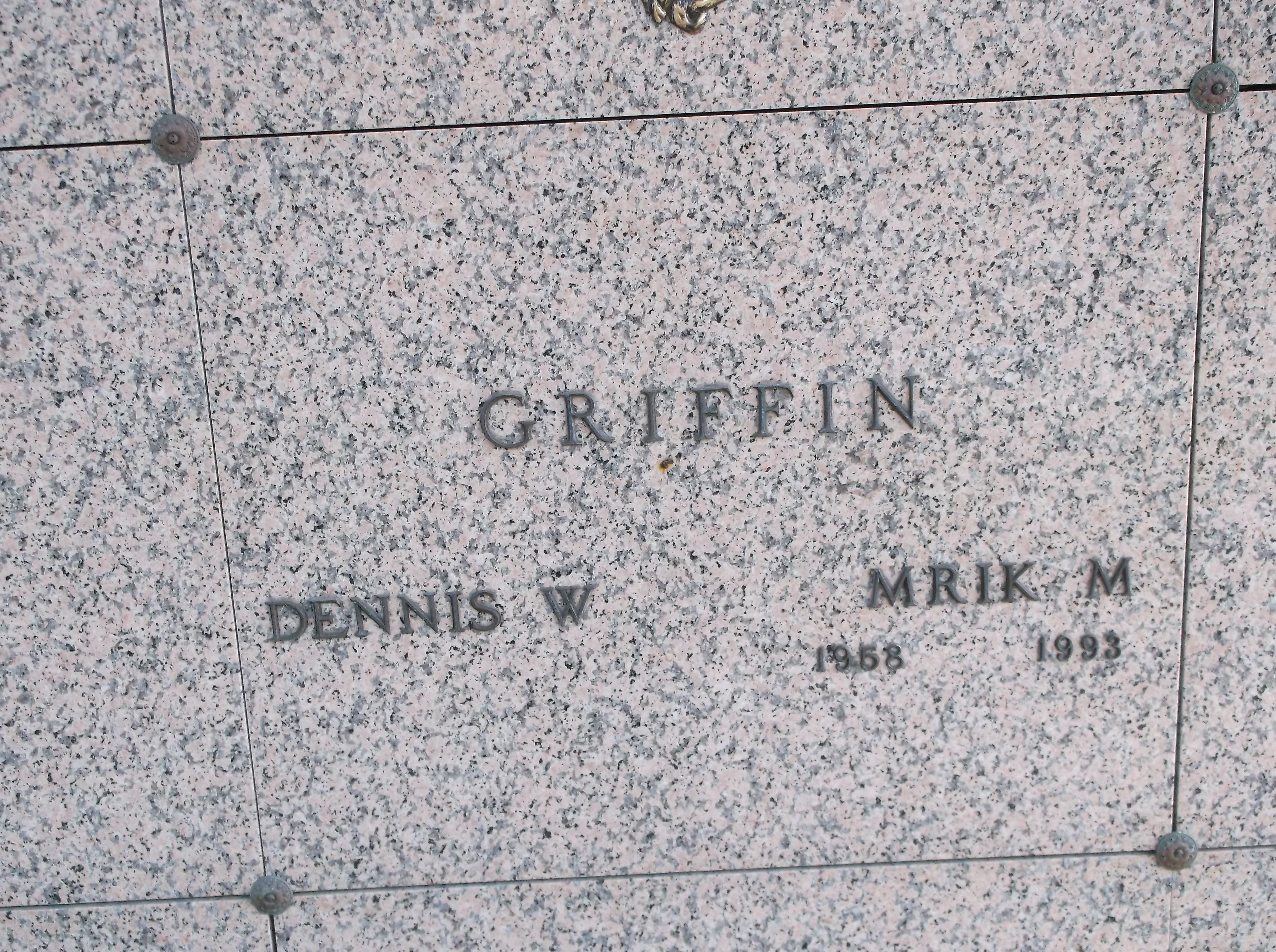 Mrik M Griffin