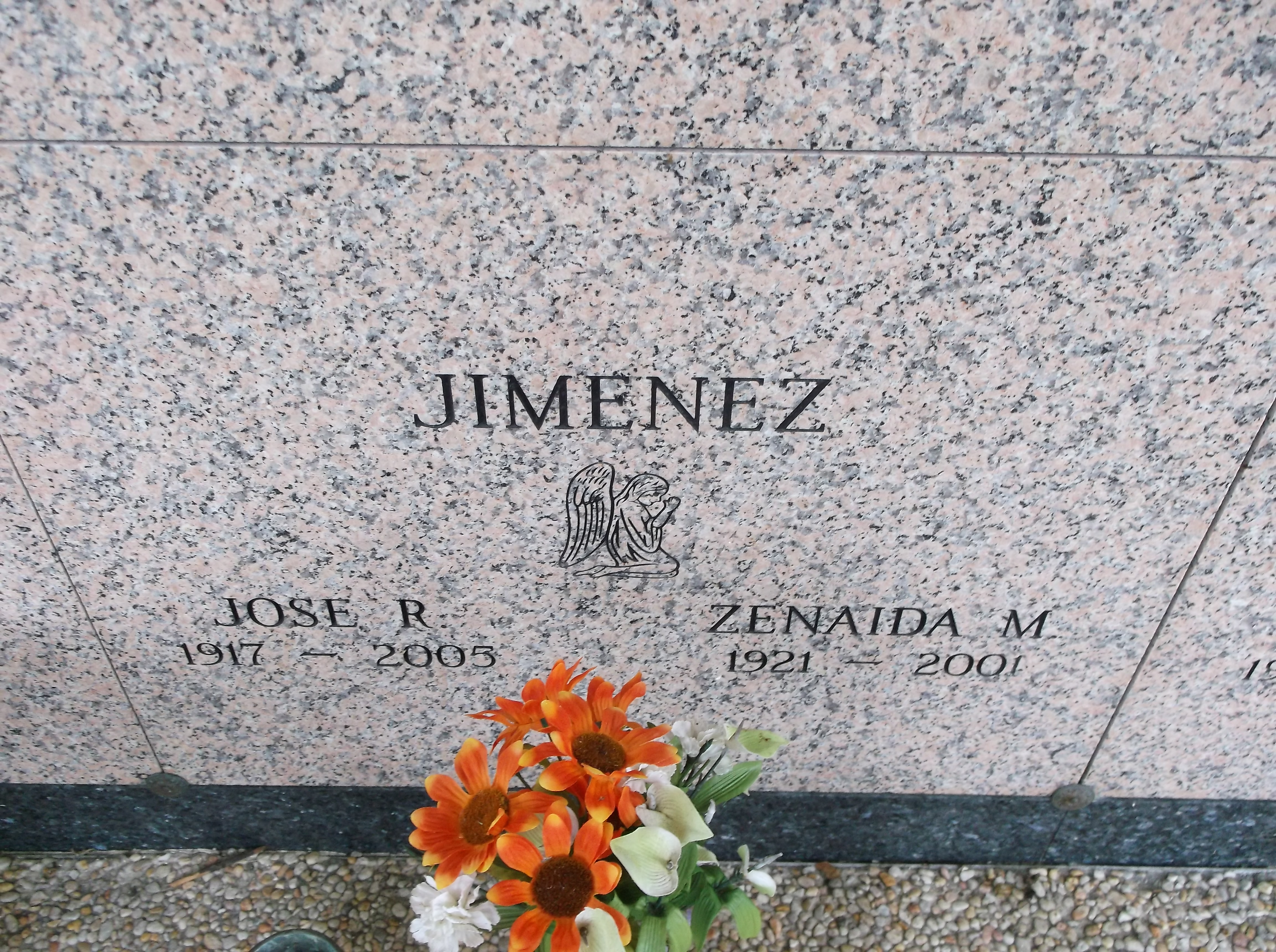 Jose R Jimenez