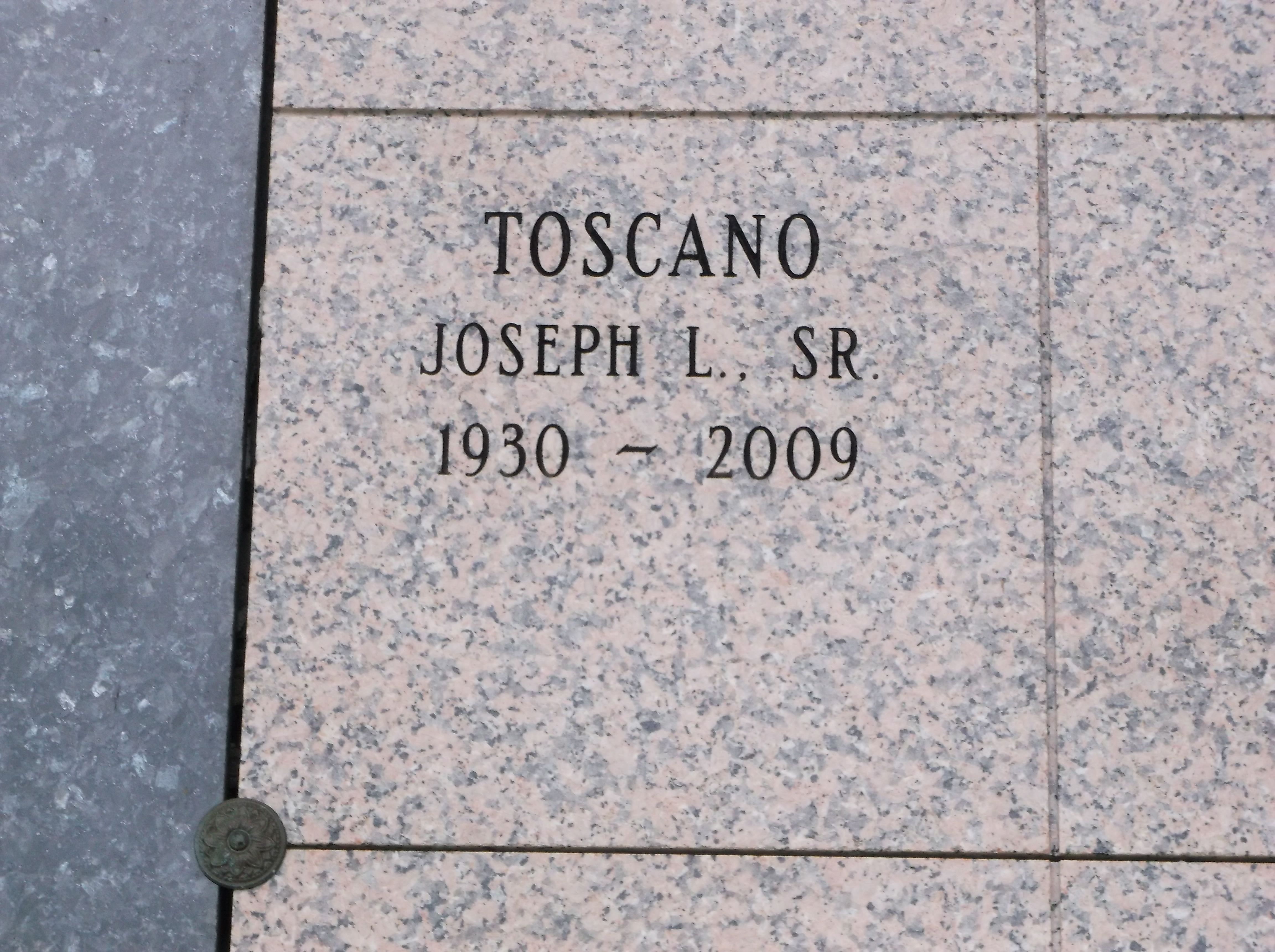 Joseph L Toscano, Sr