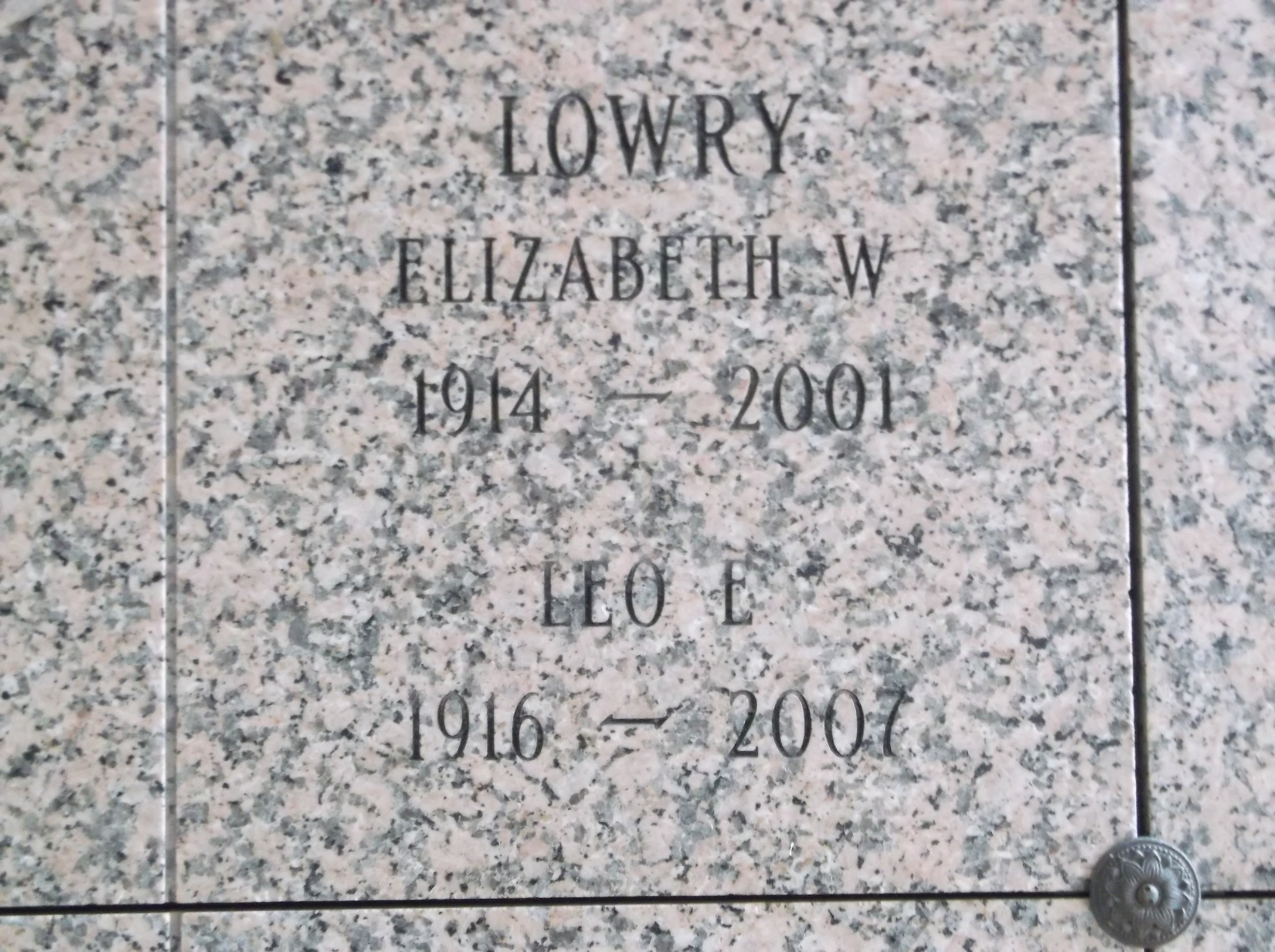 Elizabeth W Lowry