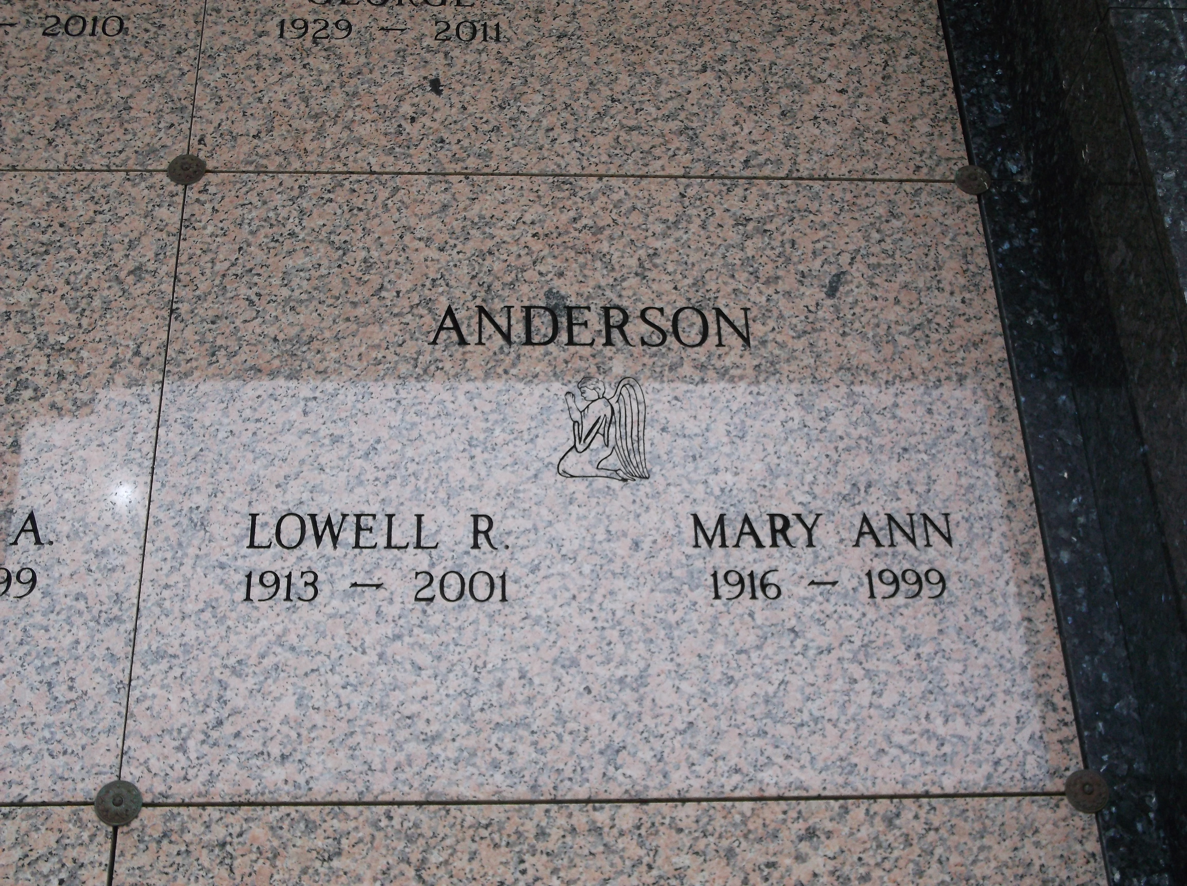 Lowell R Anderson