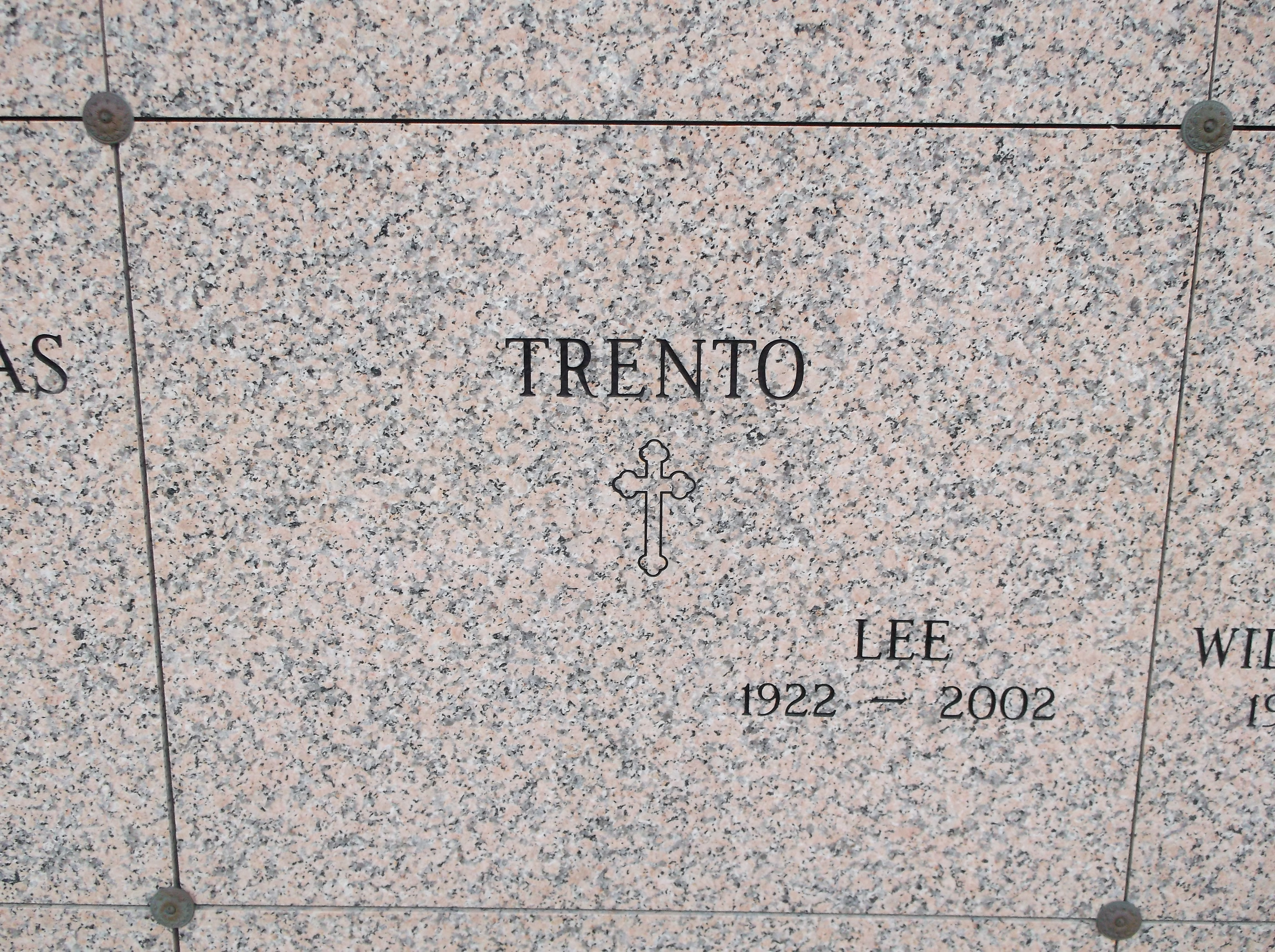 Lee Trento