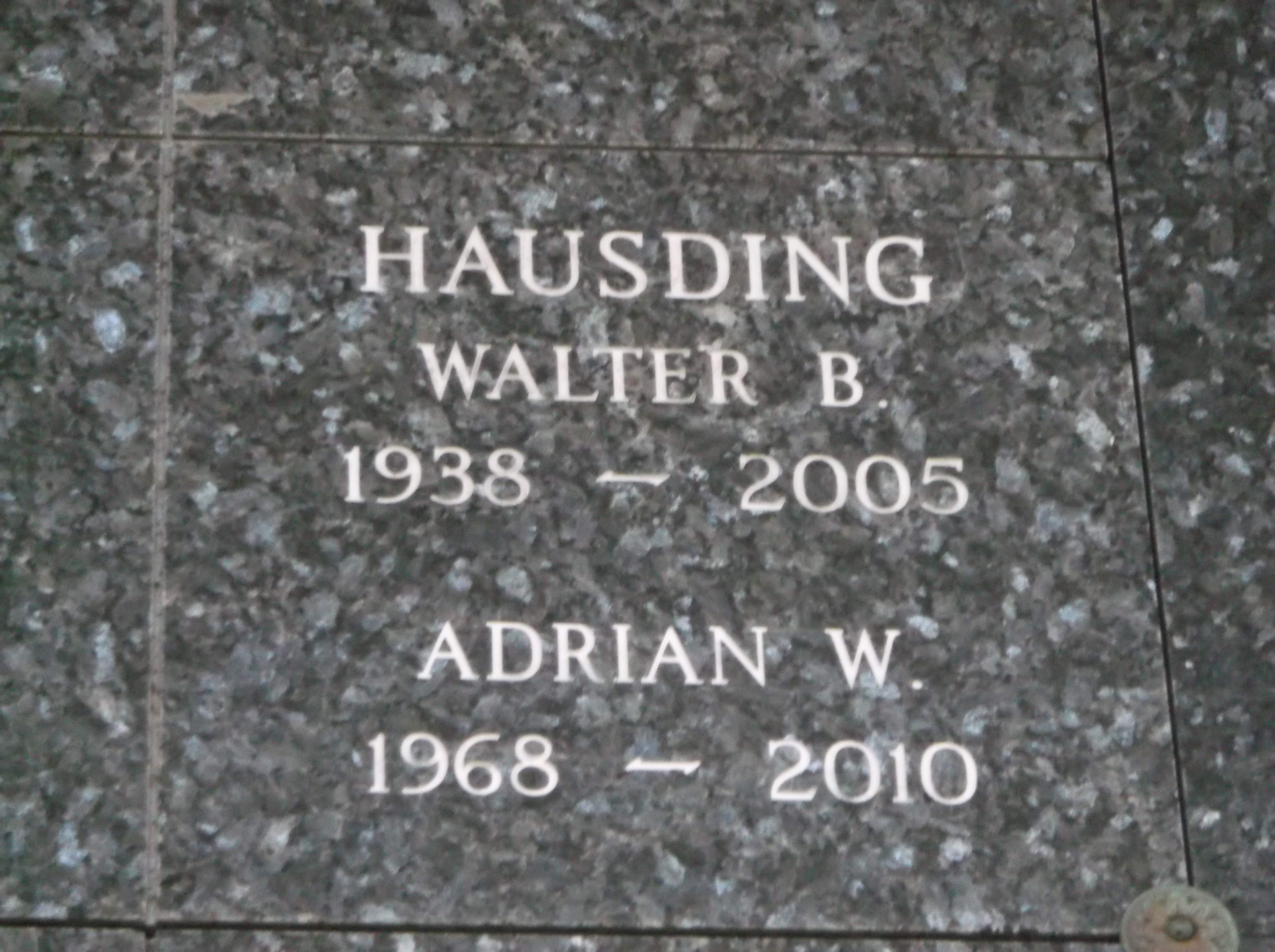 Walter B Hausding