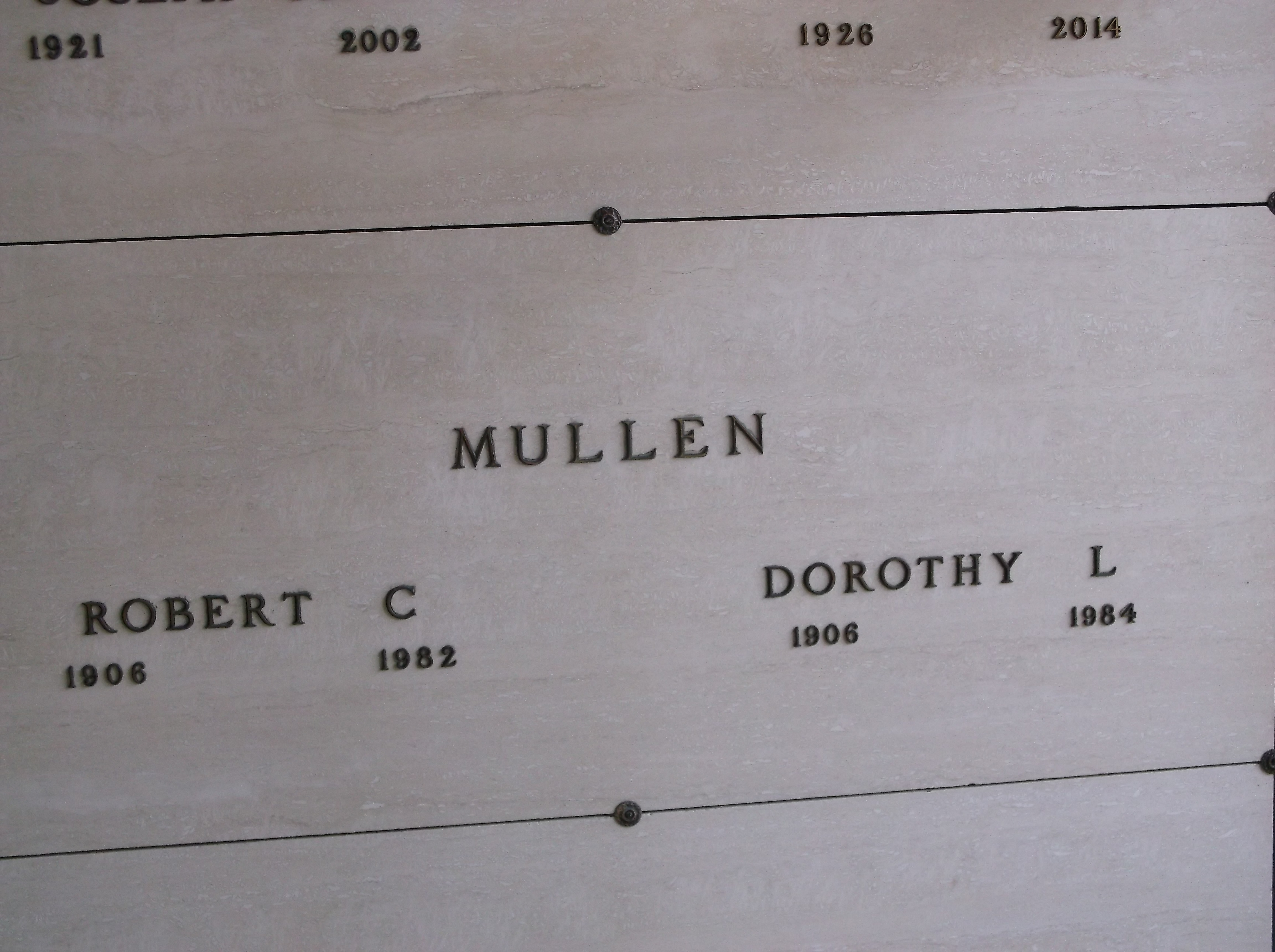Robert C Mullen