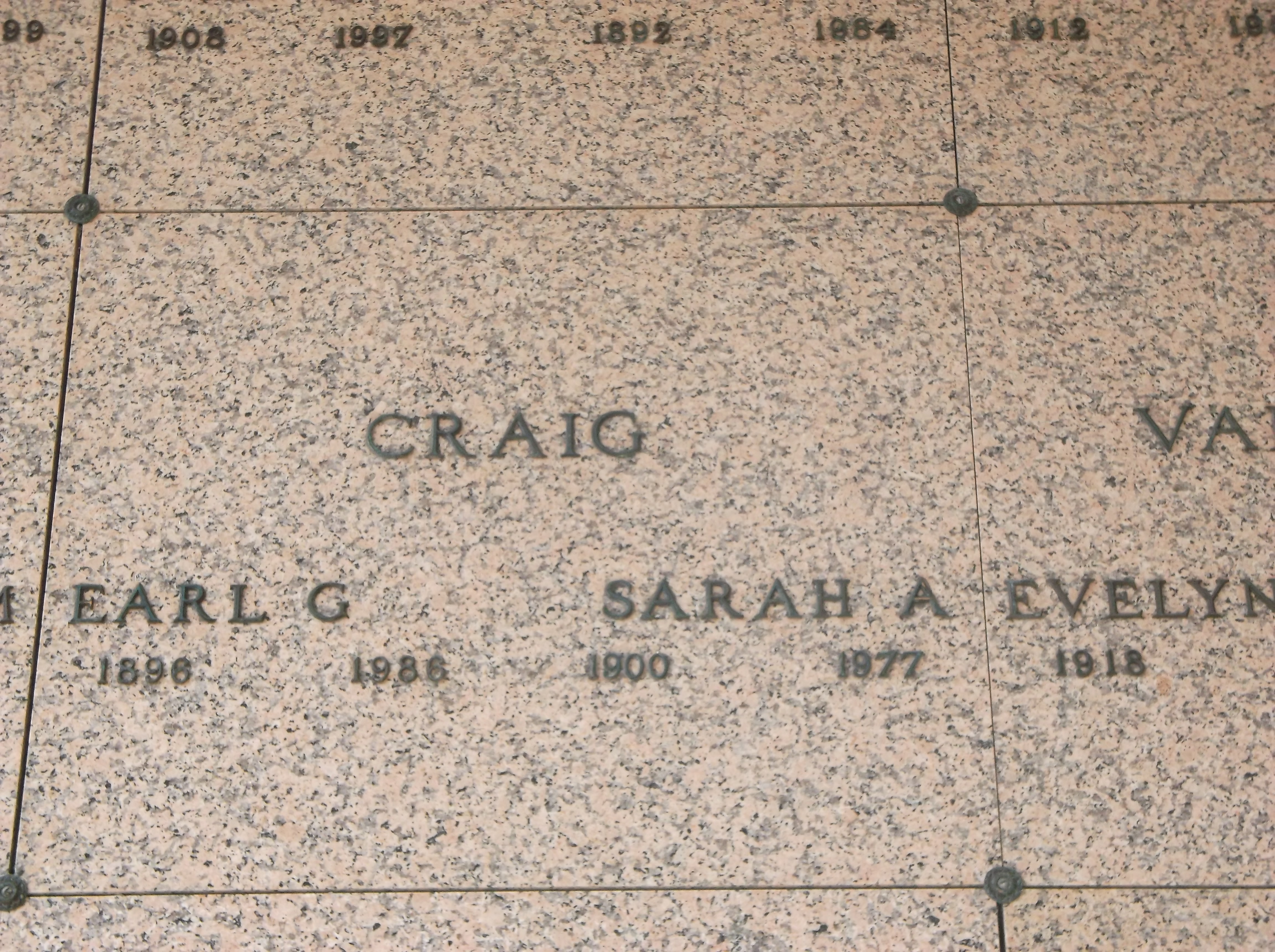 Earl G Craig