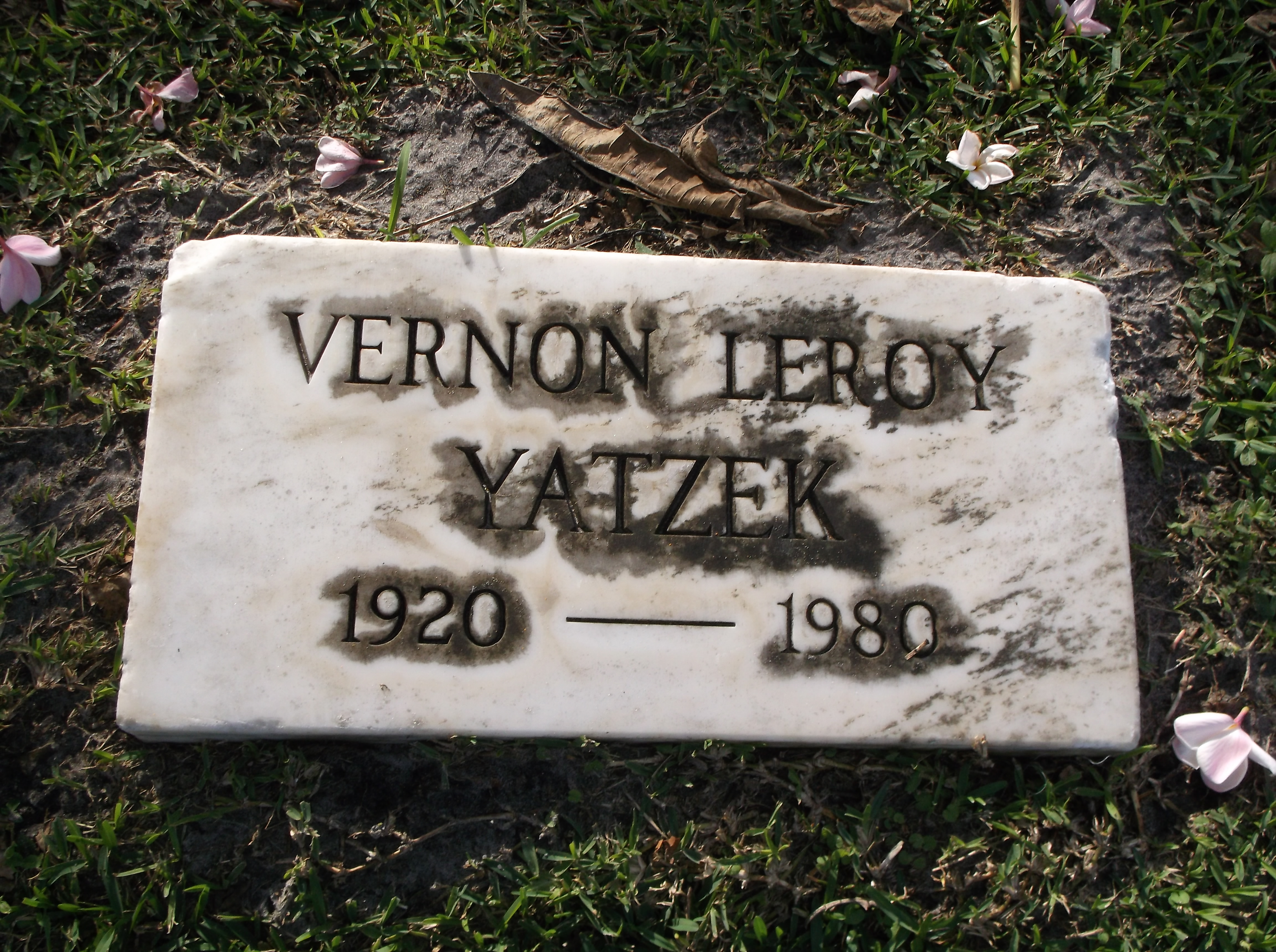 Vernon Leroy Yatzek