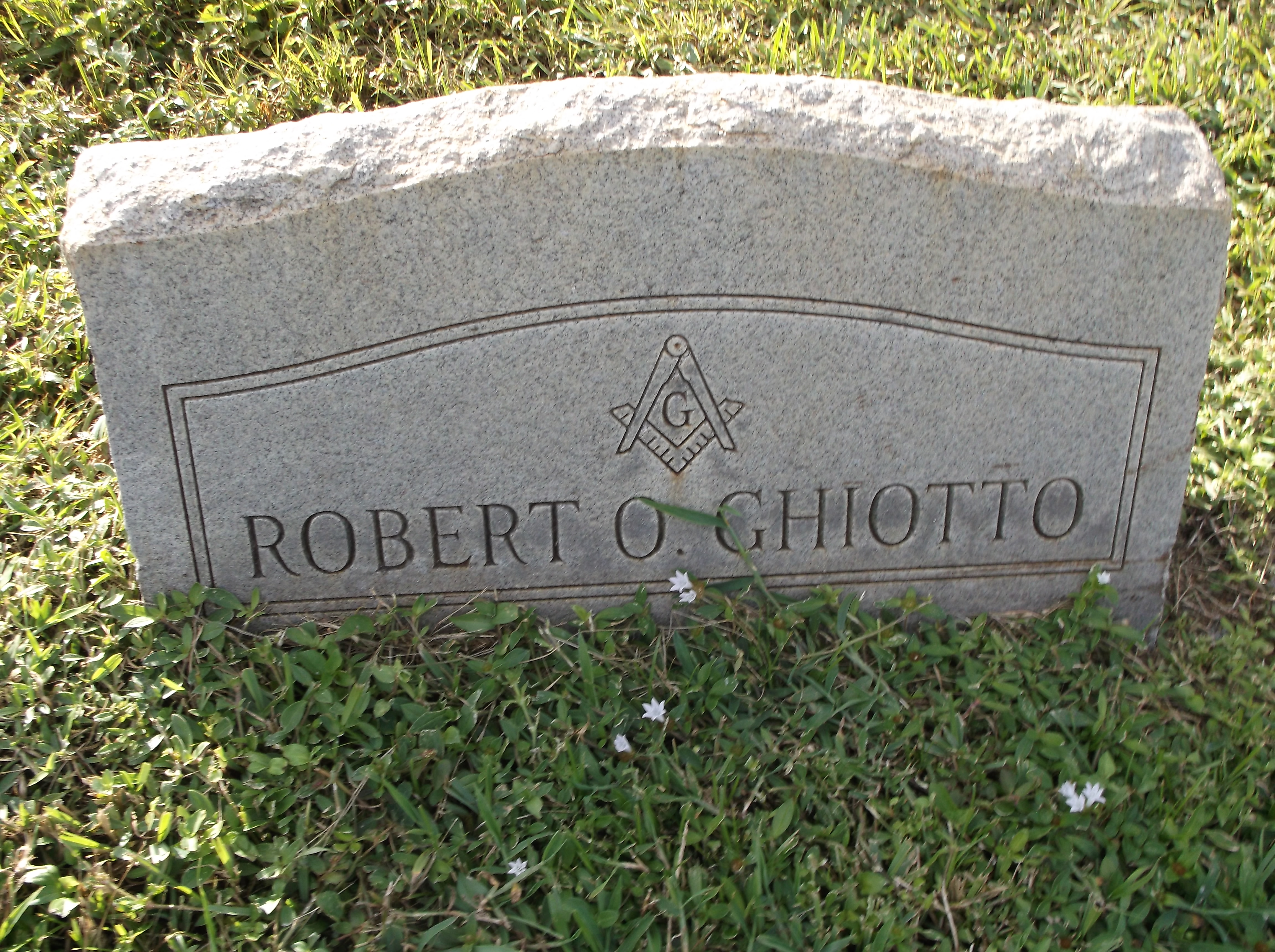 Robert O Ghiotto