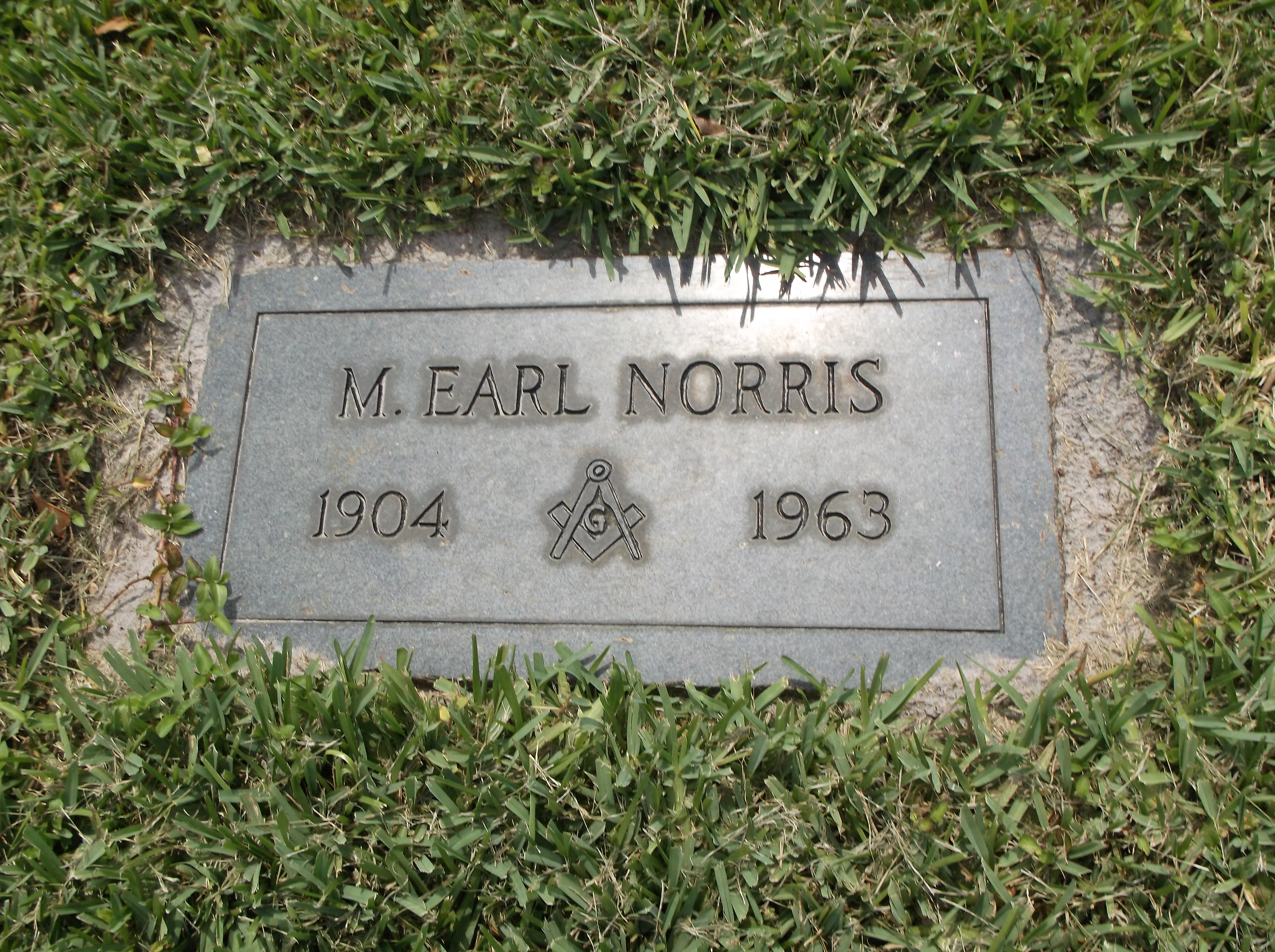 M Earl Norris