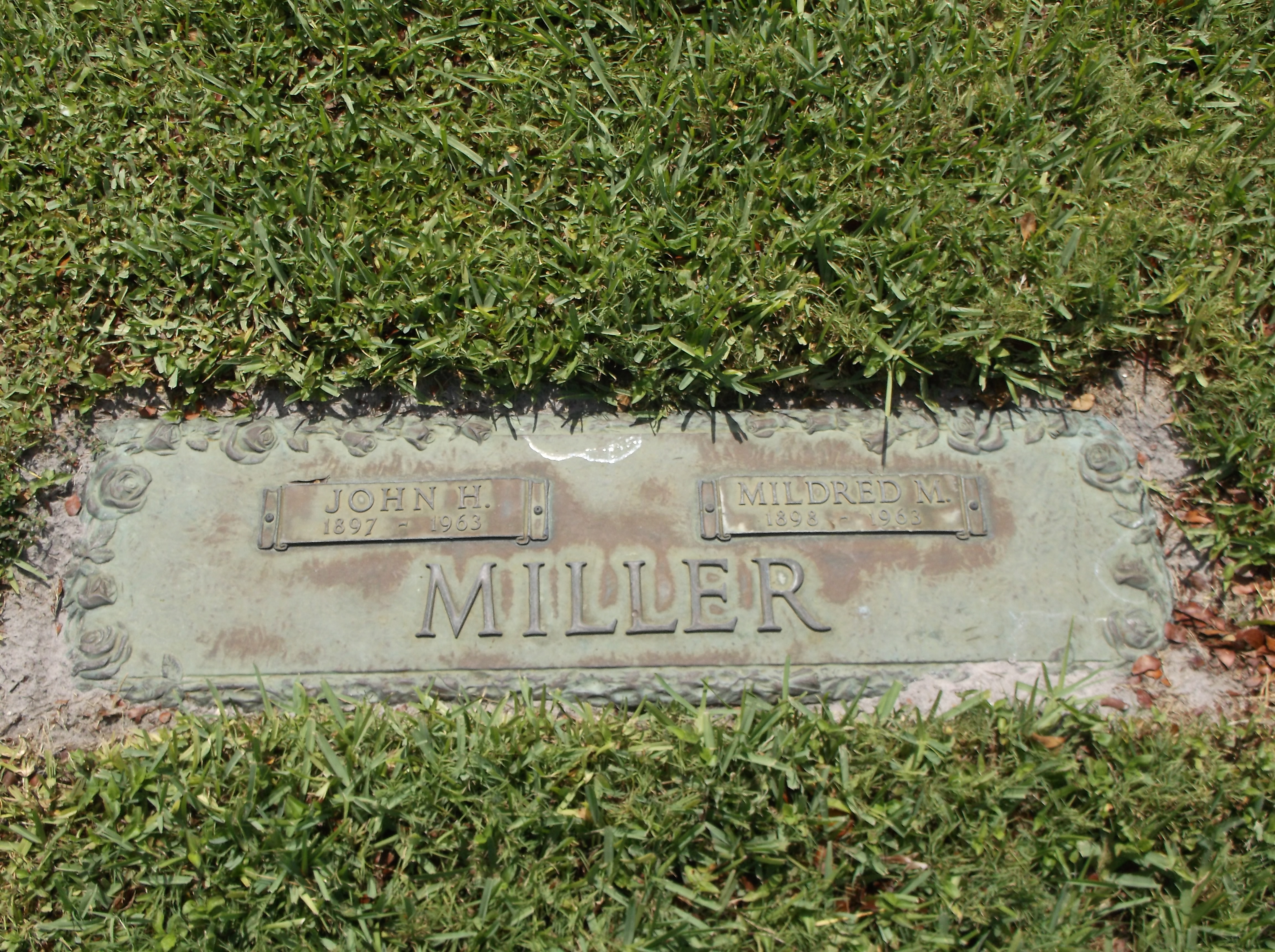 Mildred M Miller
