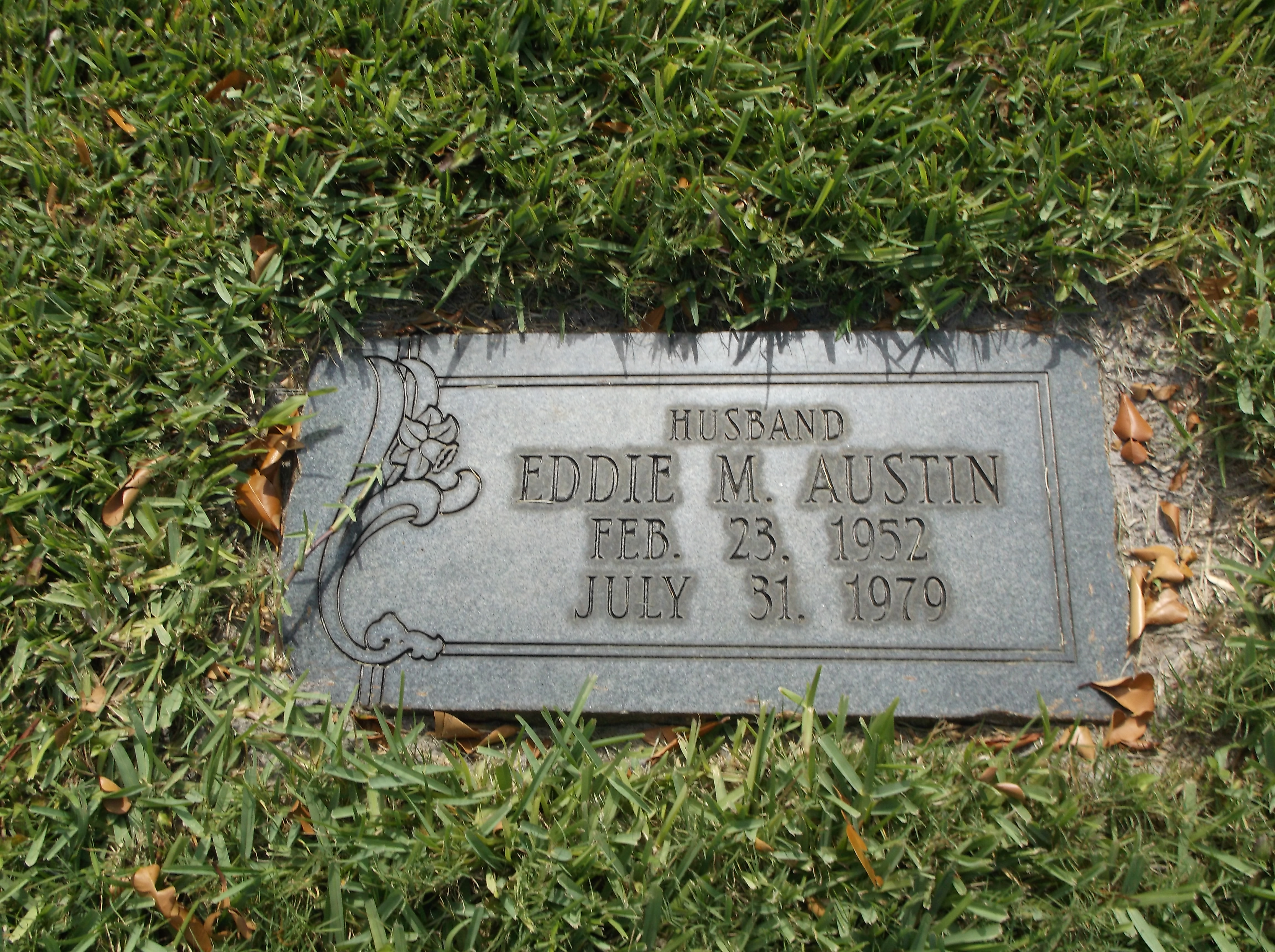 Eddie M Austin