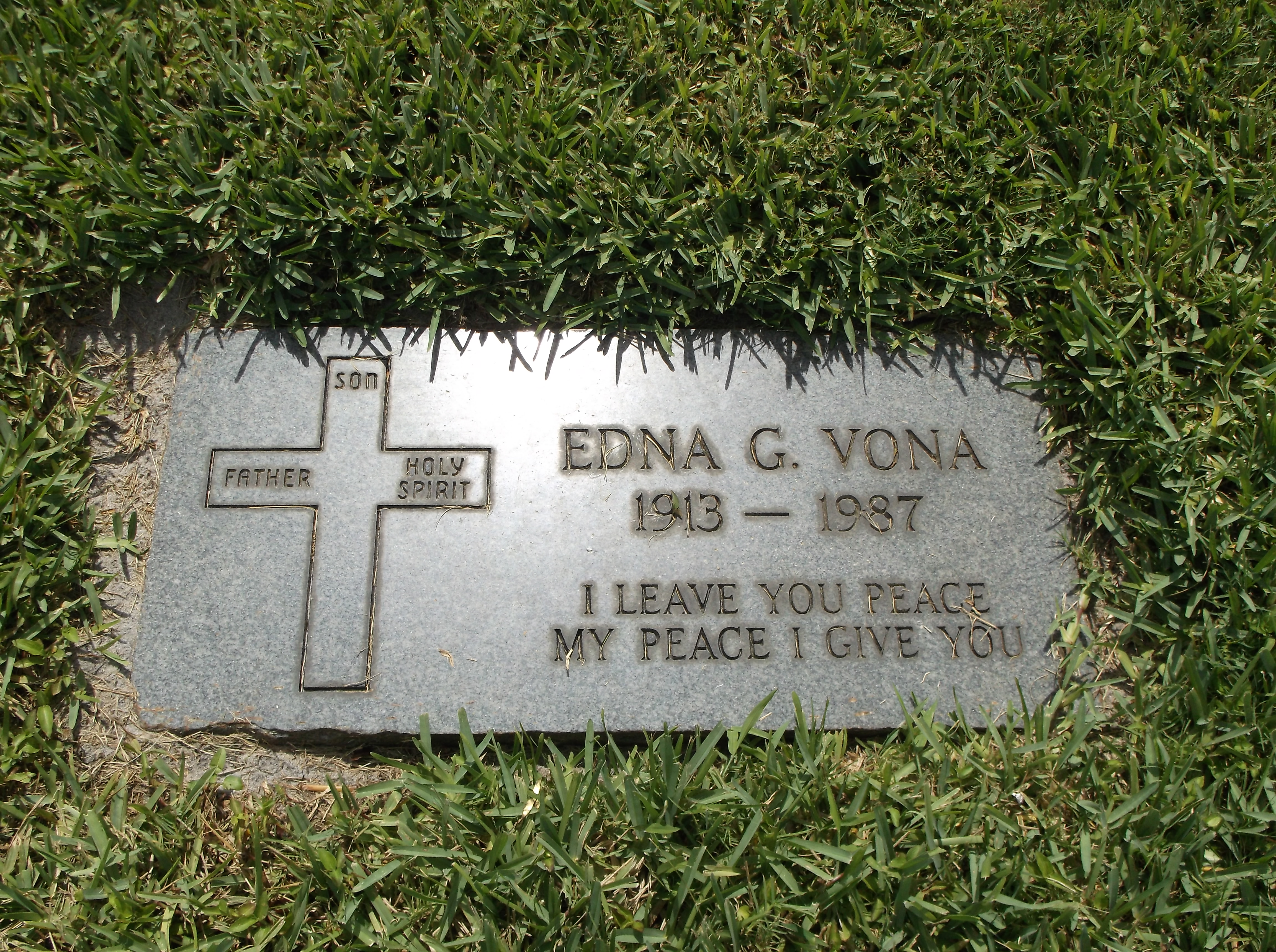 Edna G Vona