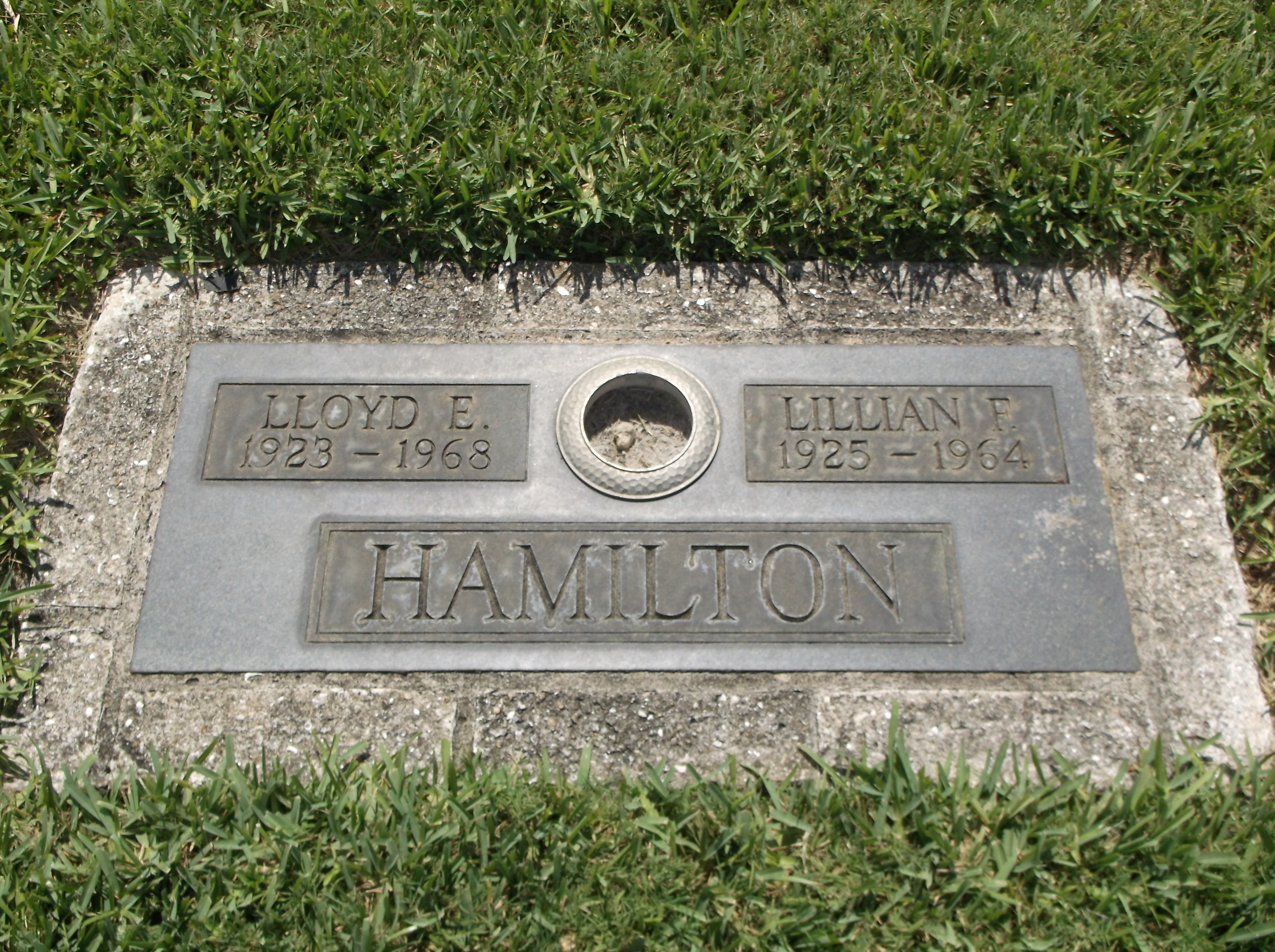 Lloyd E Hamilton