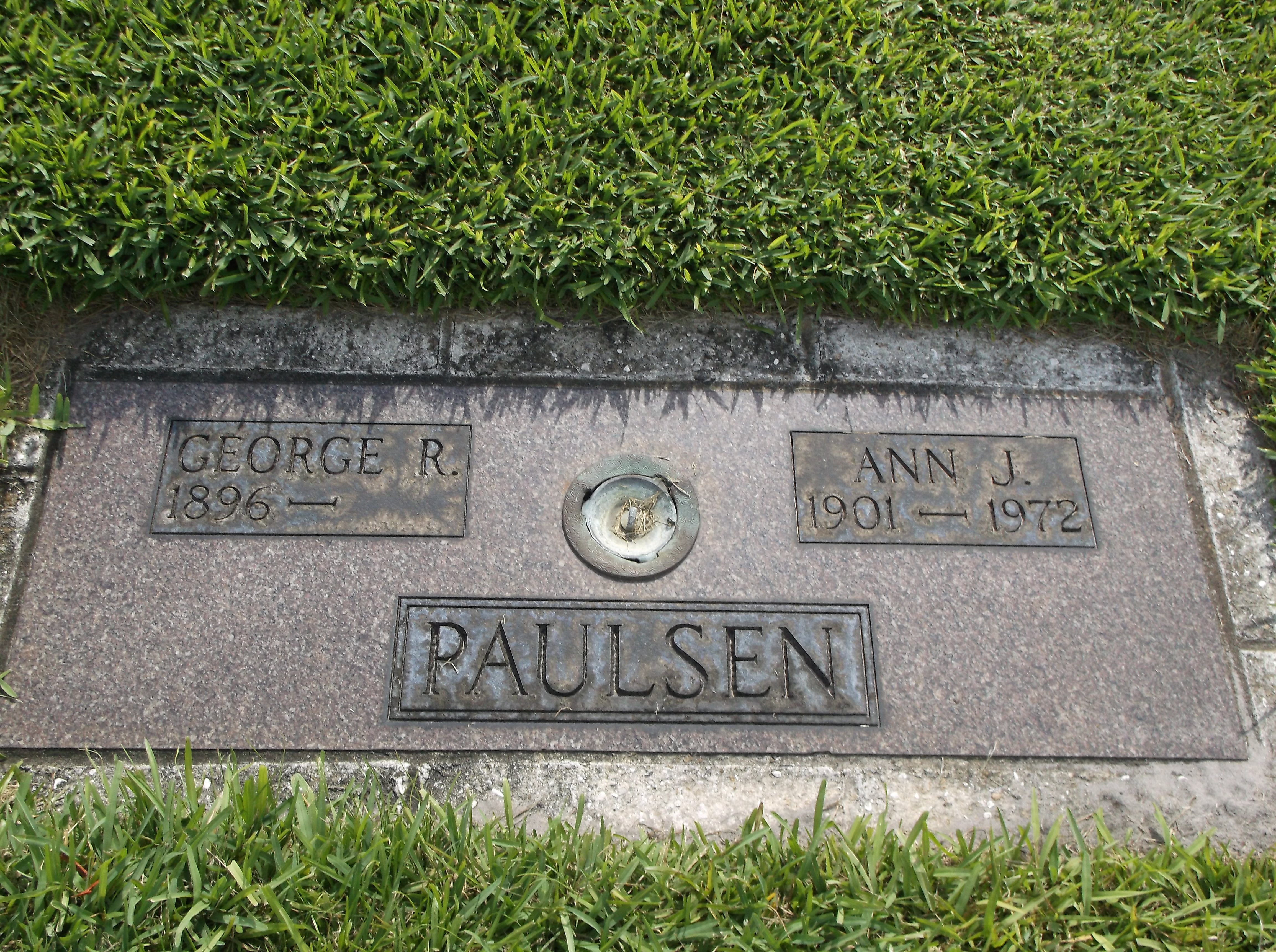 George R Paulsen