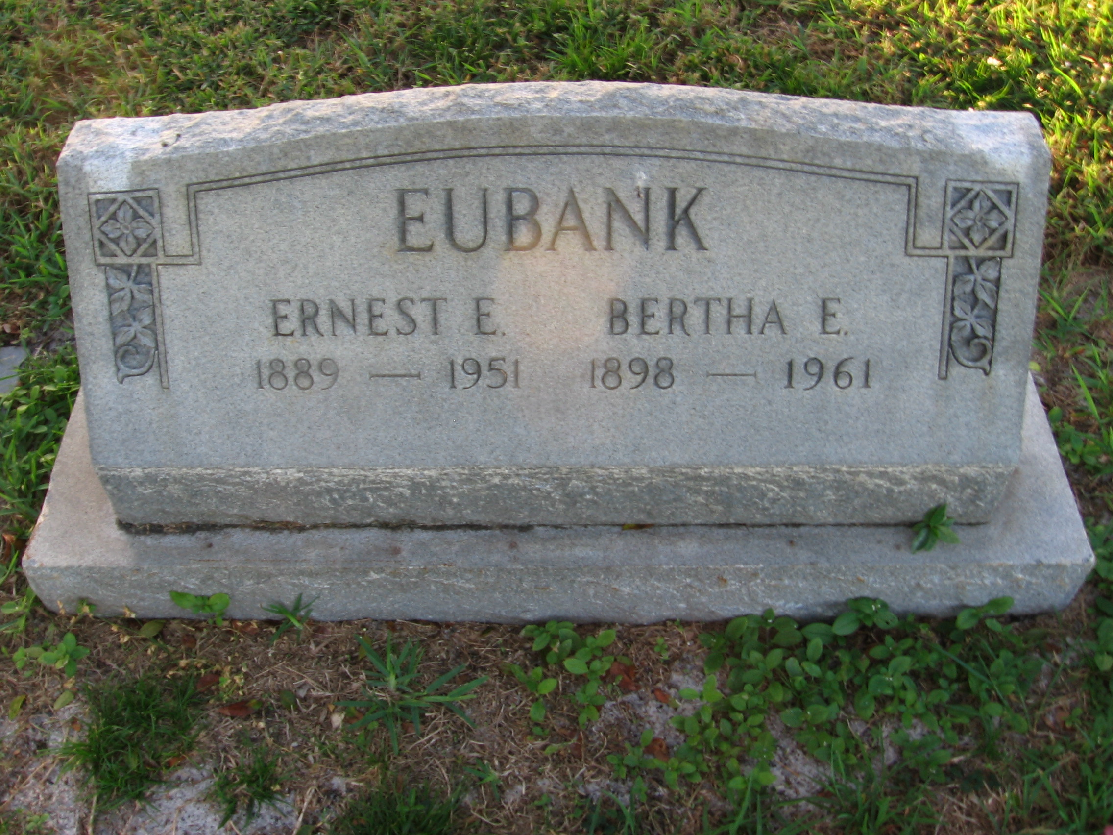Bertha E Eubank