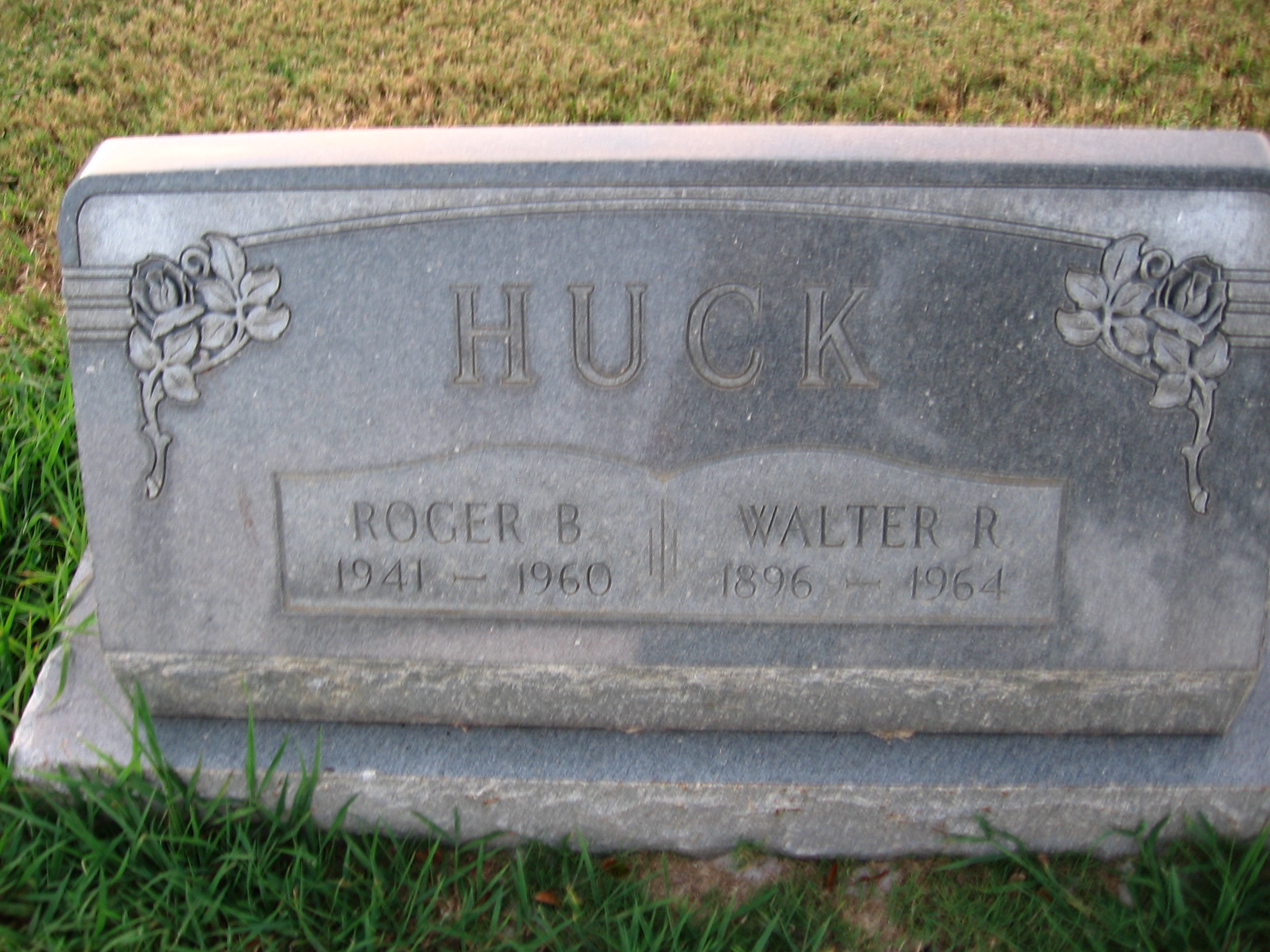 Walter R Huck