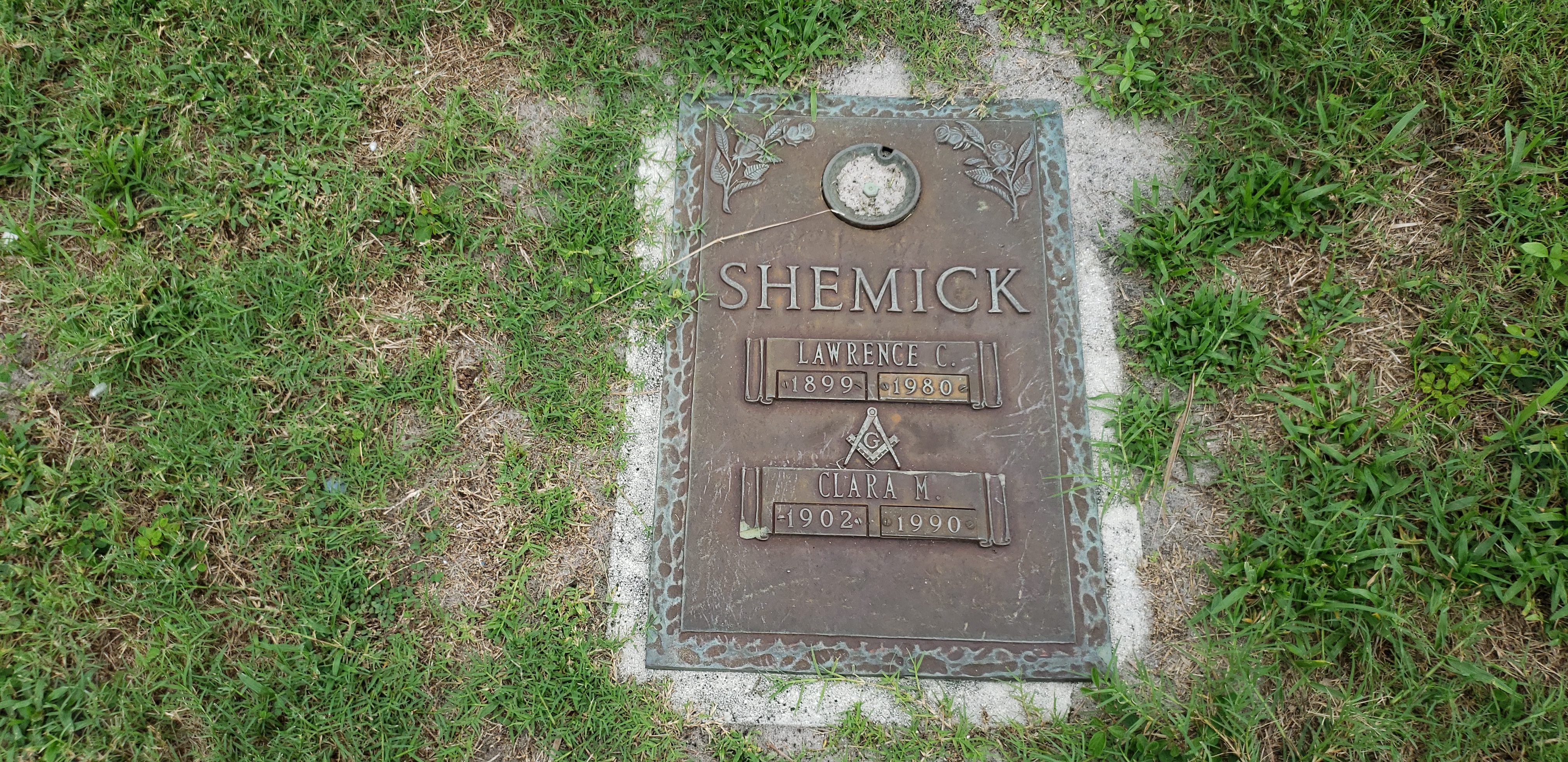 Lawrence C Shemick