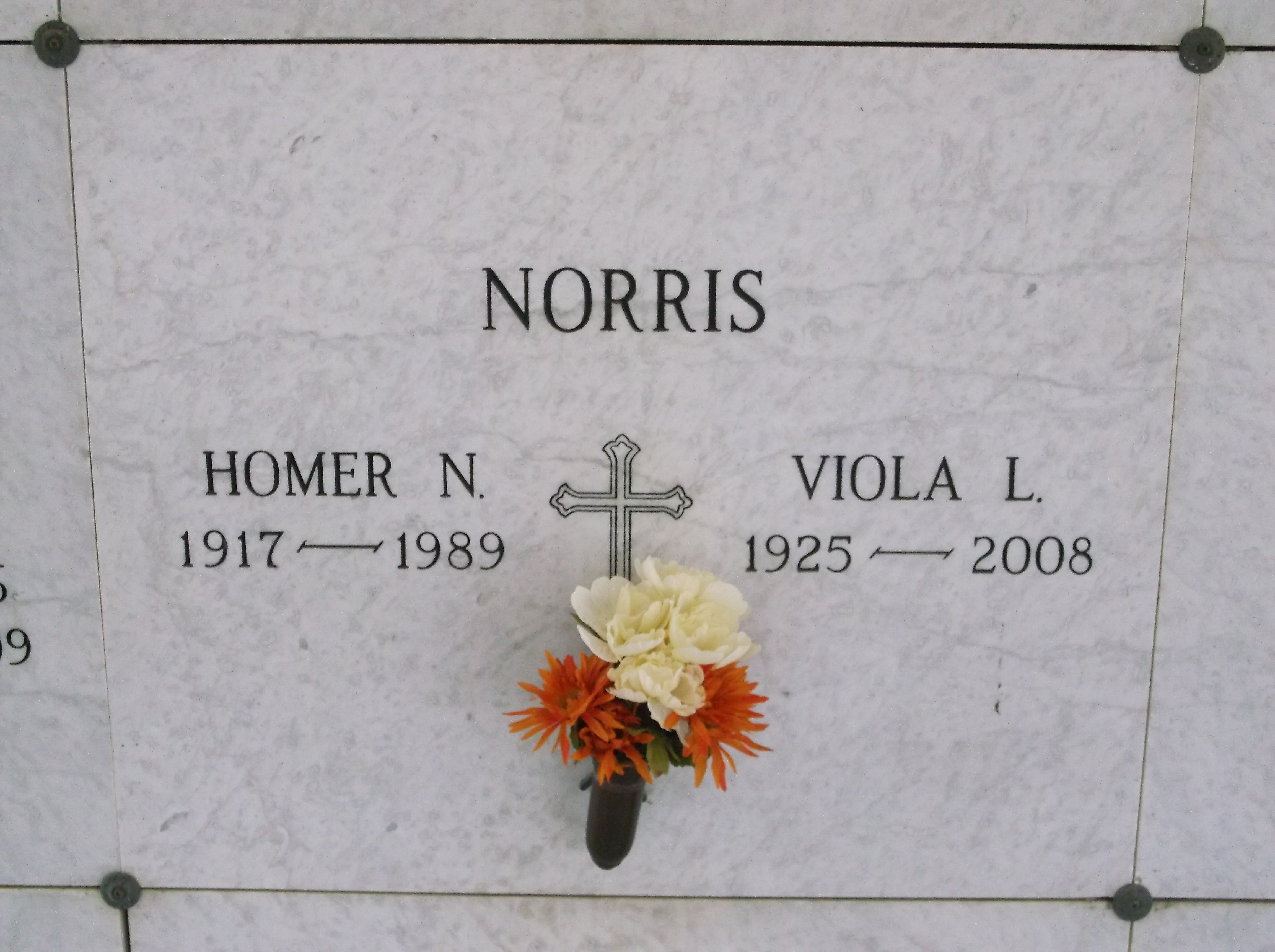 Viola L Norris
