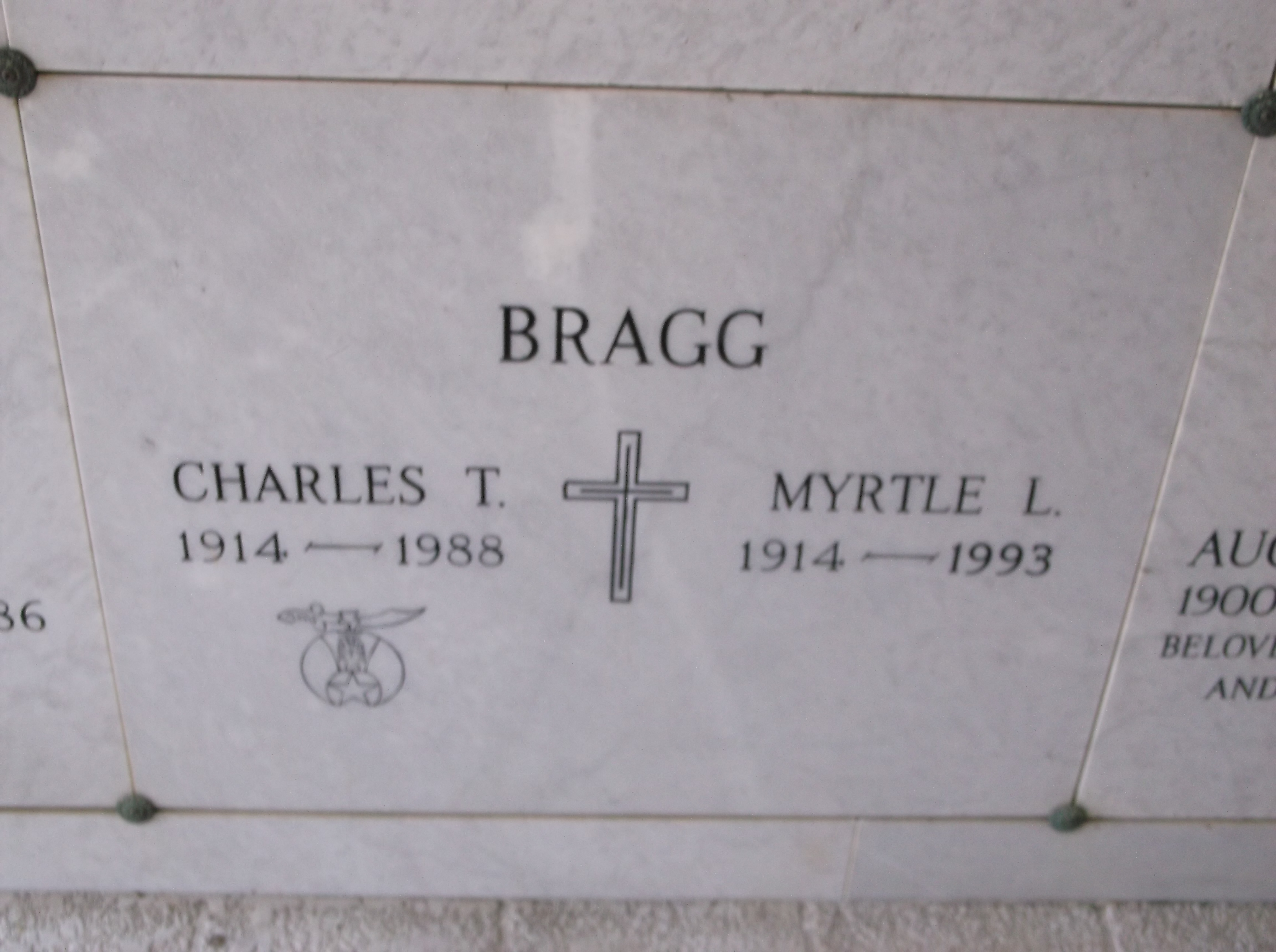 Myrtle L Bragg