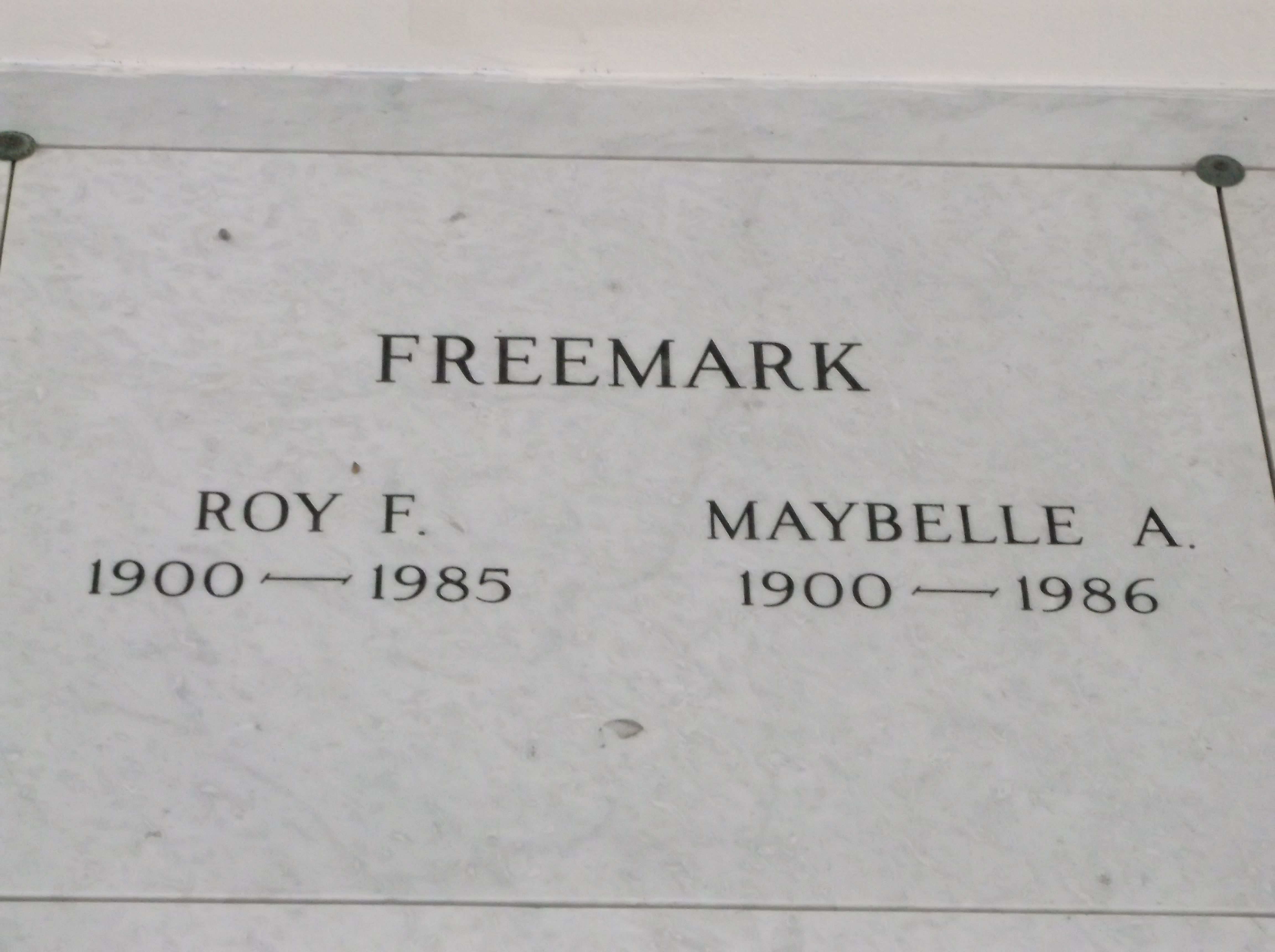 Roy F Freemark