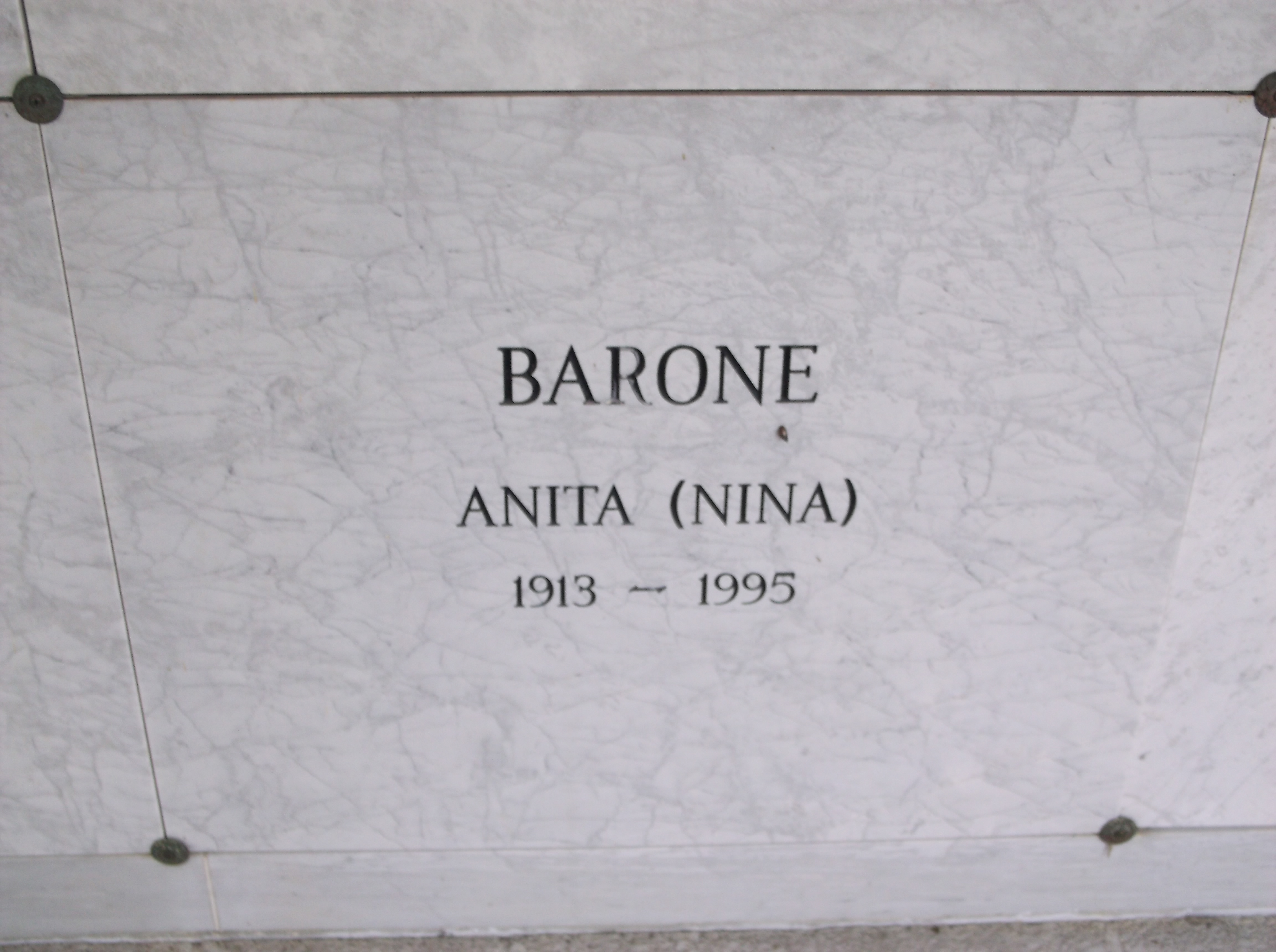 Anita "Nina" Barone