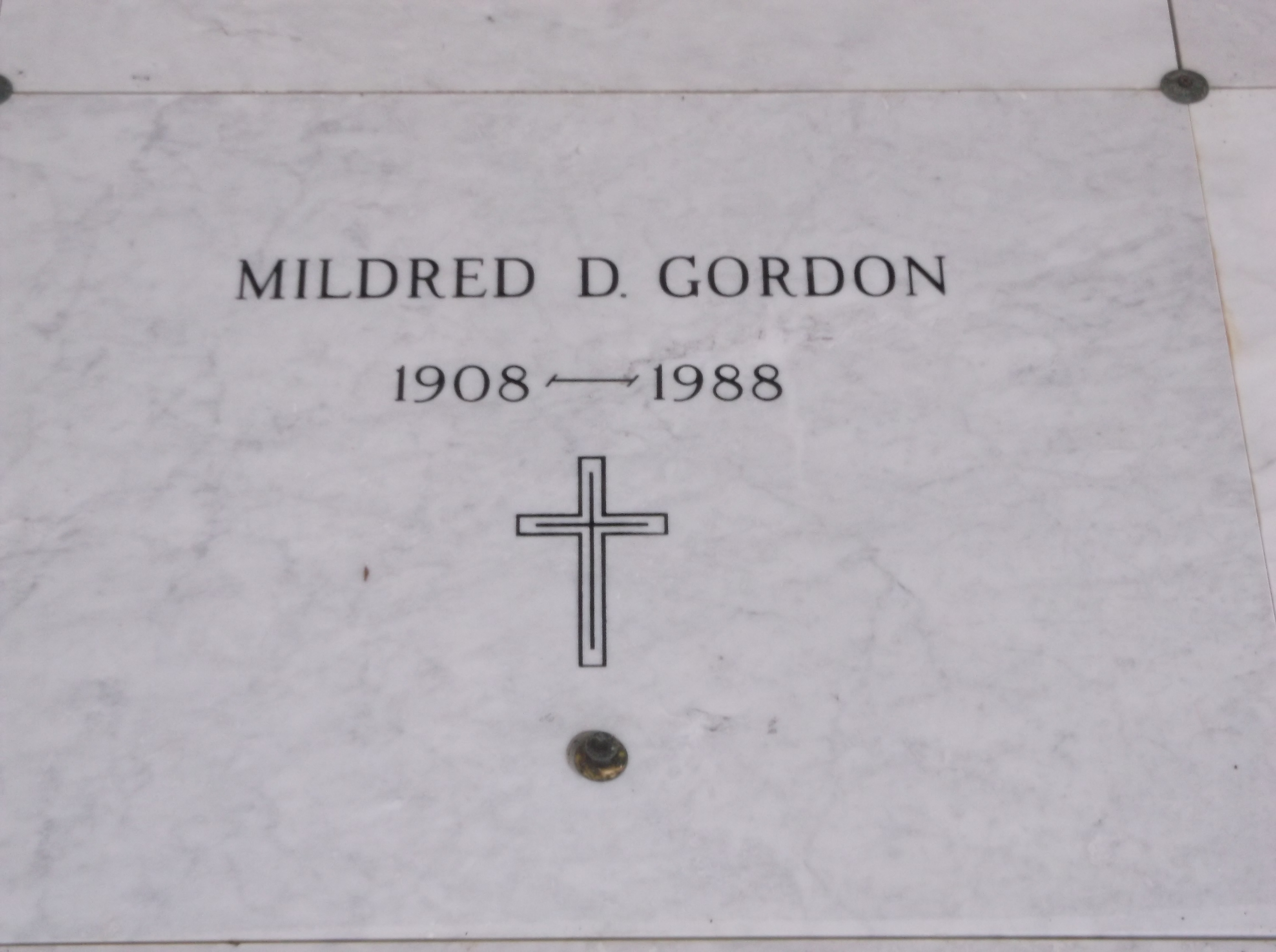 Mildred D Gordon