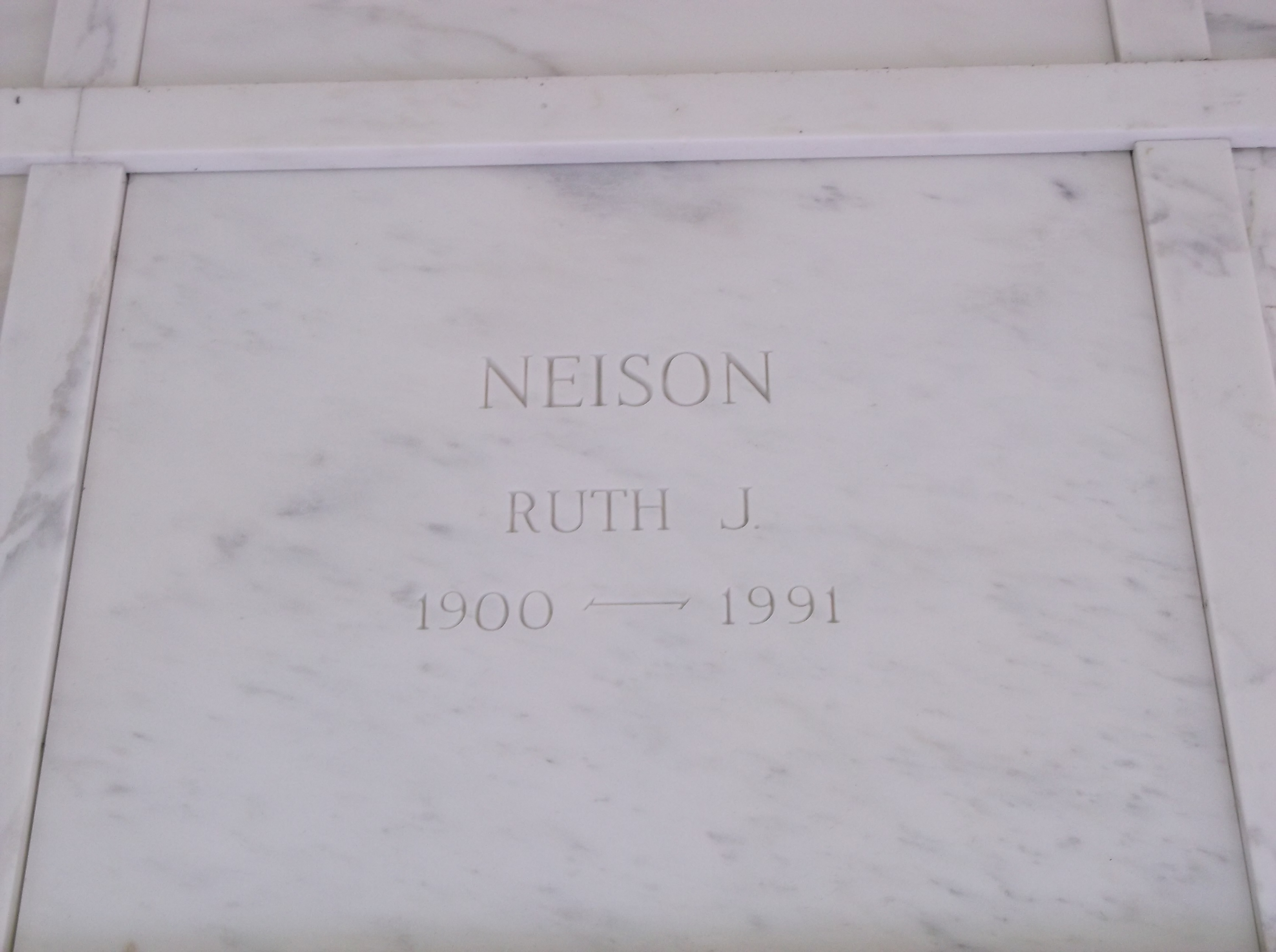 Ruth J Neison