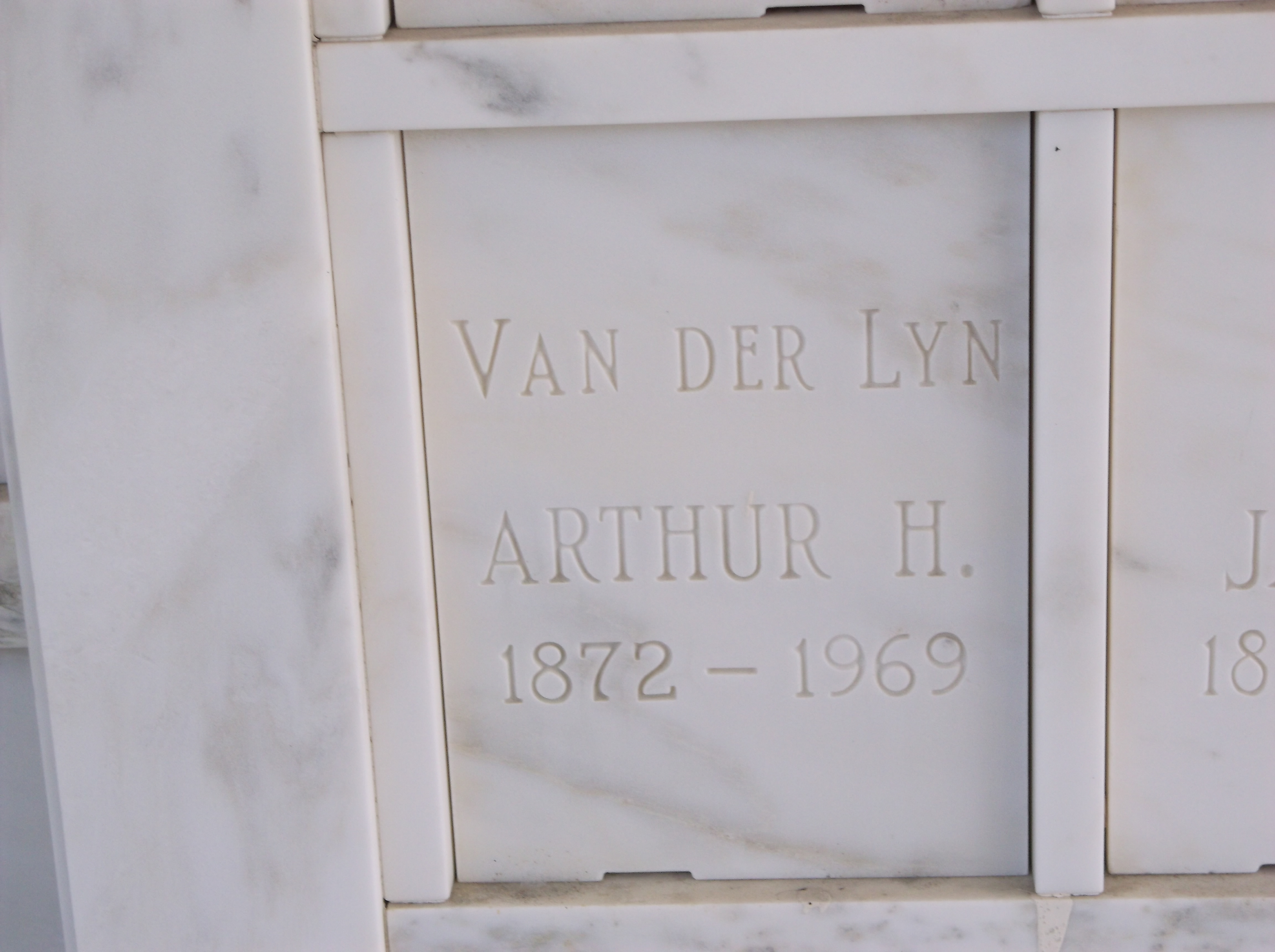 Arthur H Van Der Lyn