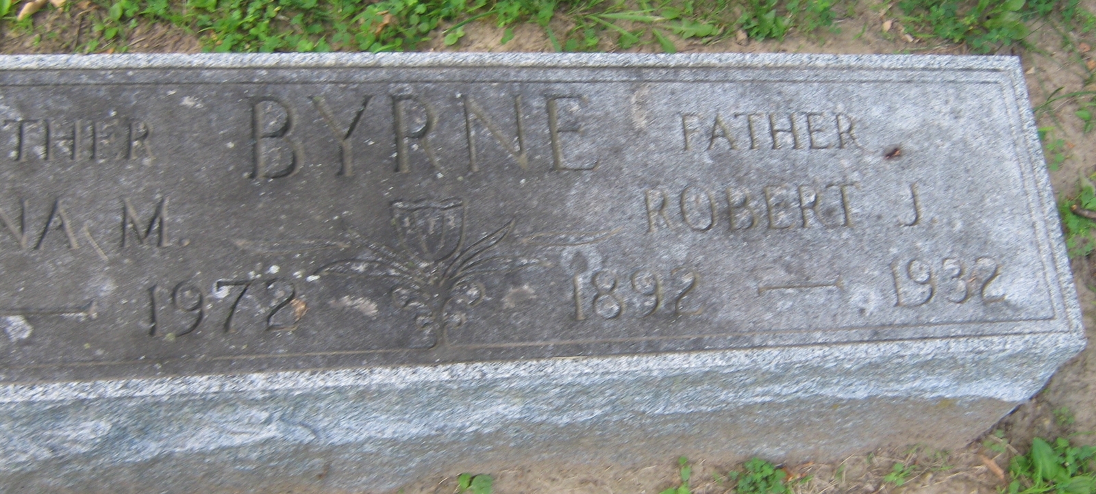 Robert J Byrne