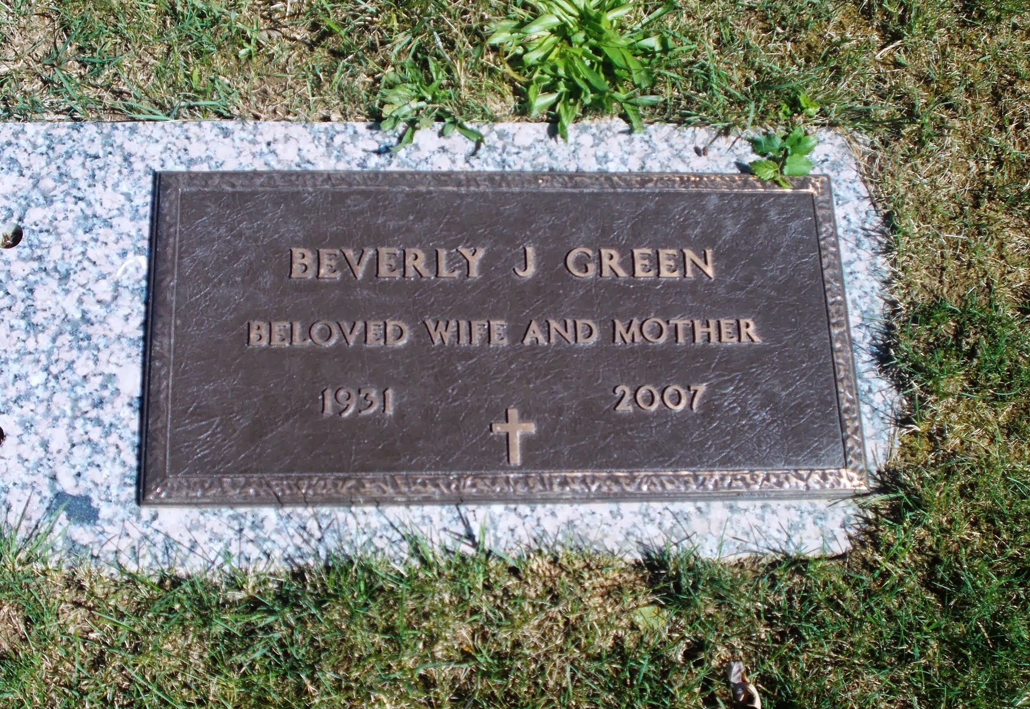 Beverly J Green