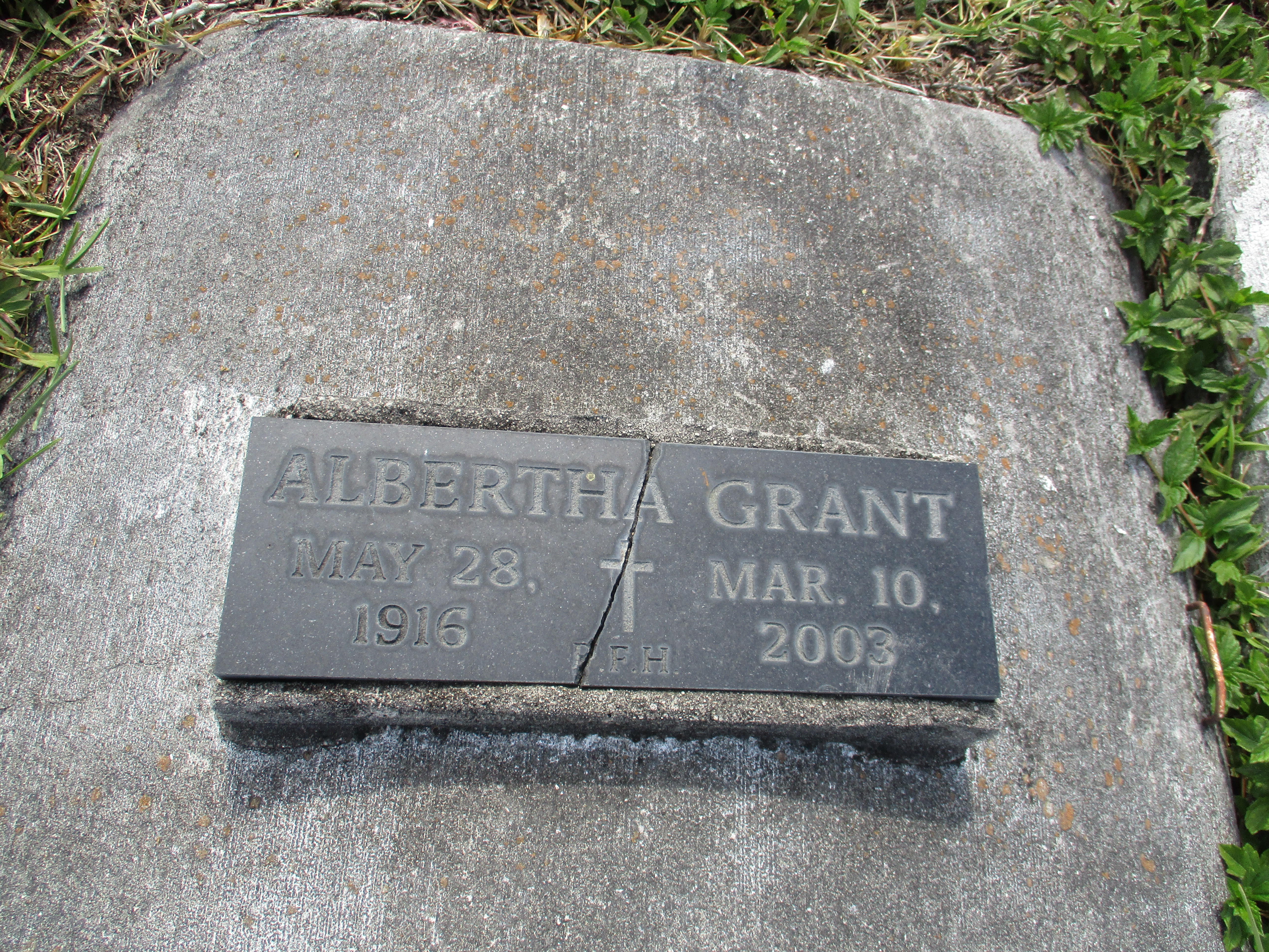 Albertha Grant