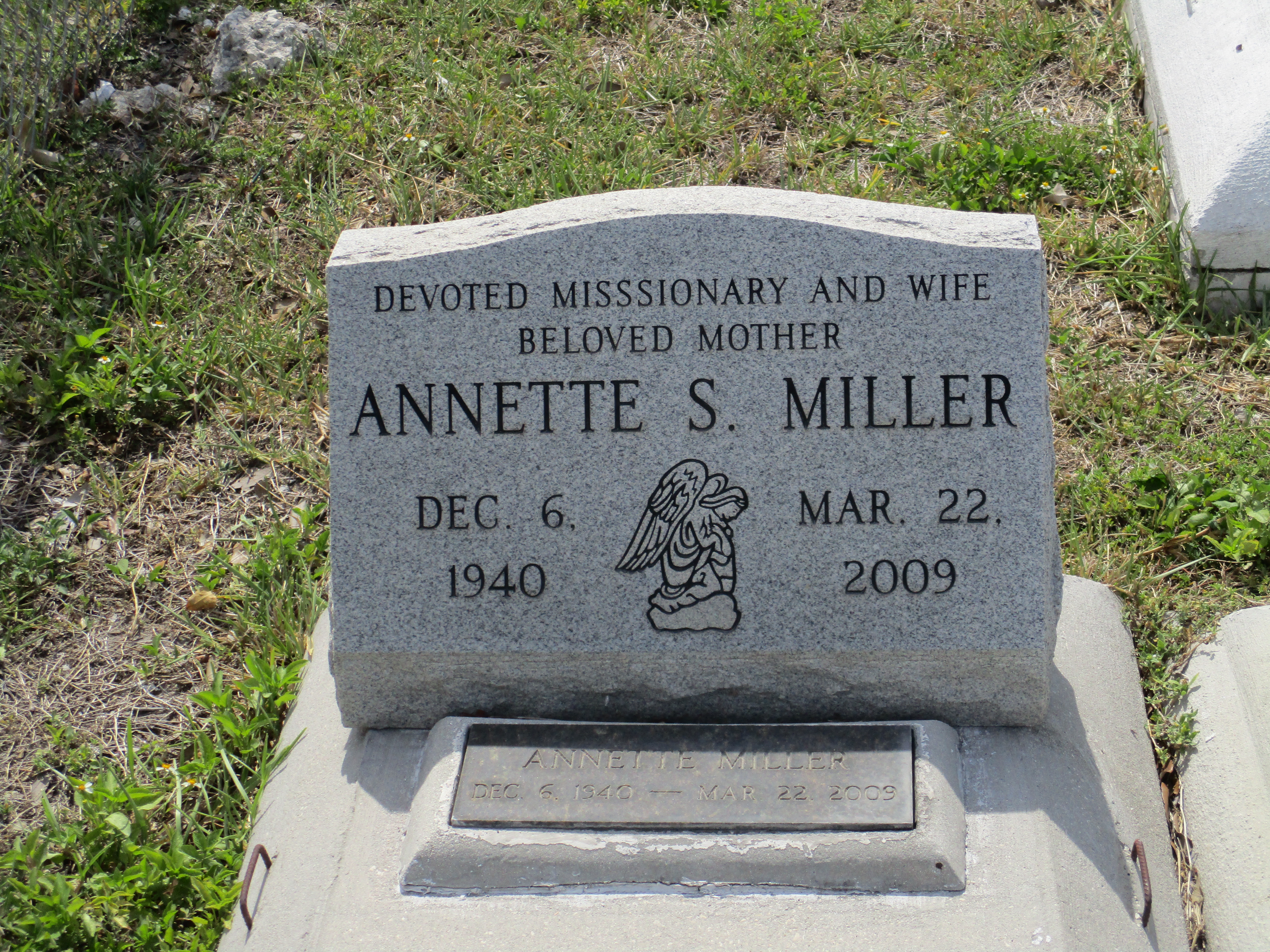 Annette S Miller